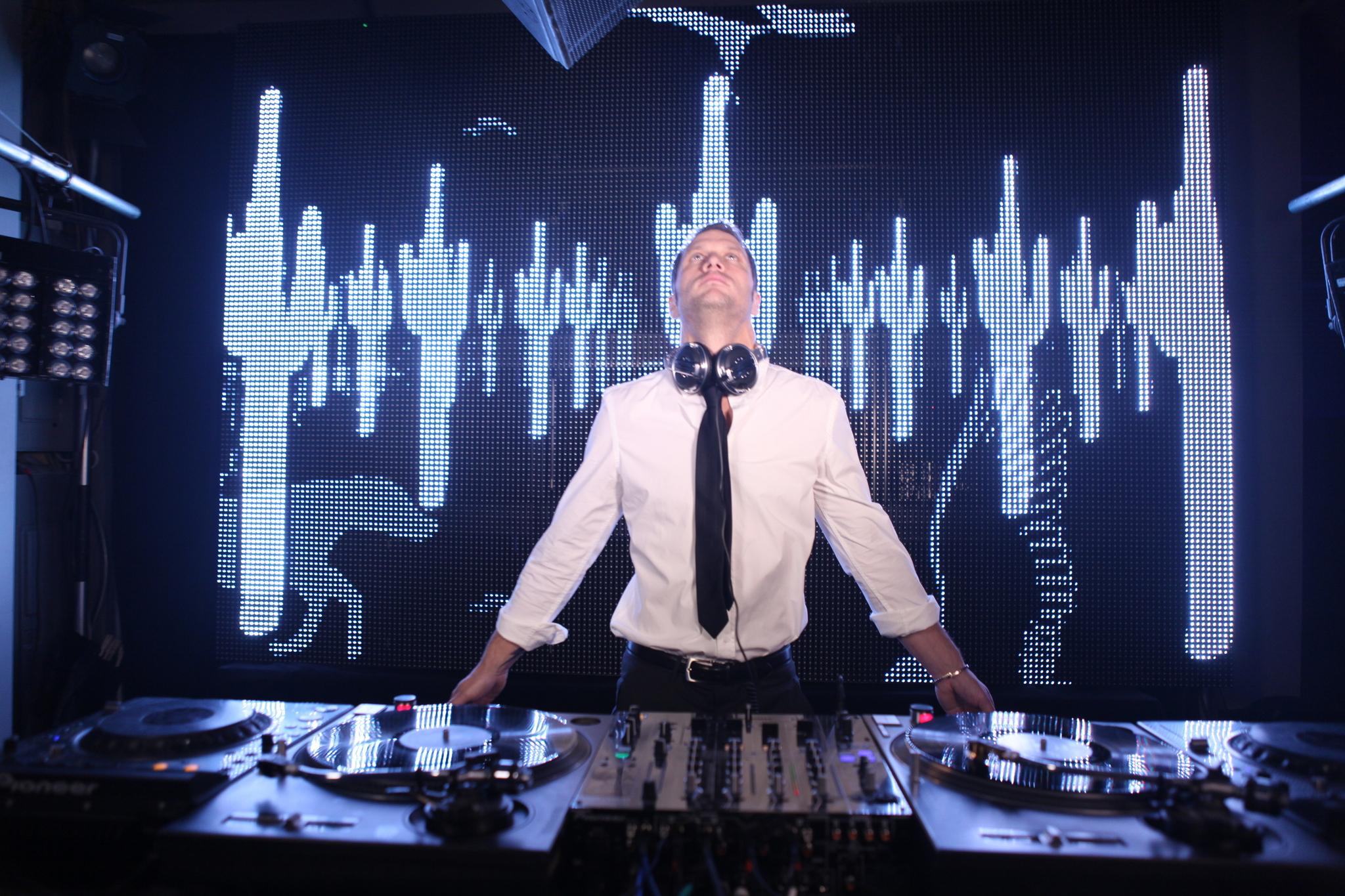 actor Kevin Parent large photo