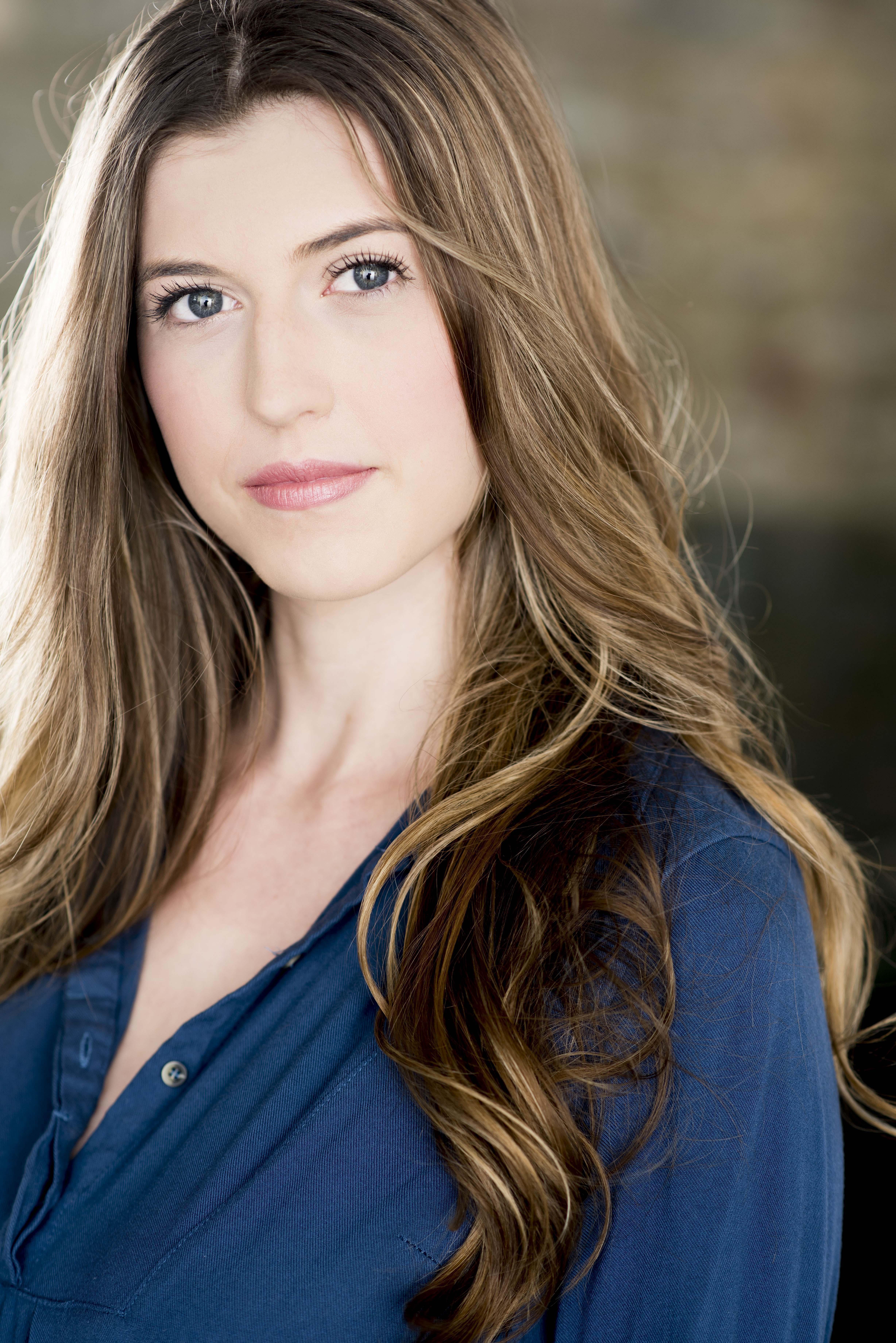 actor Colleen Furlan large photo