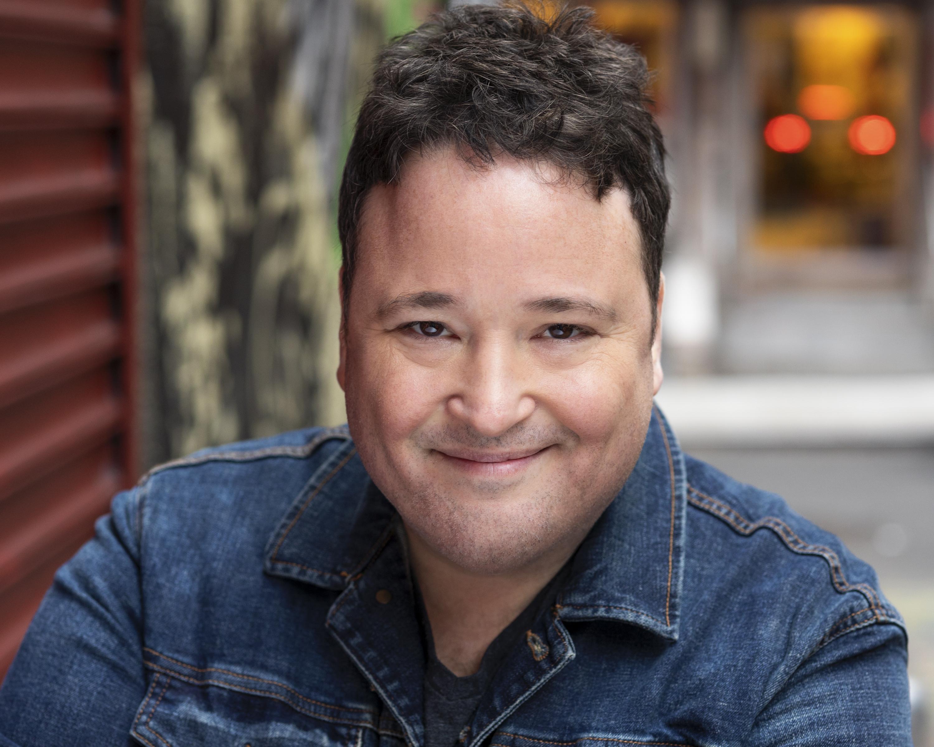 actor Max Perlman large photo