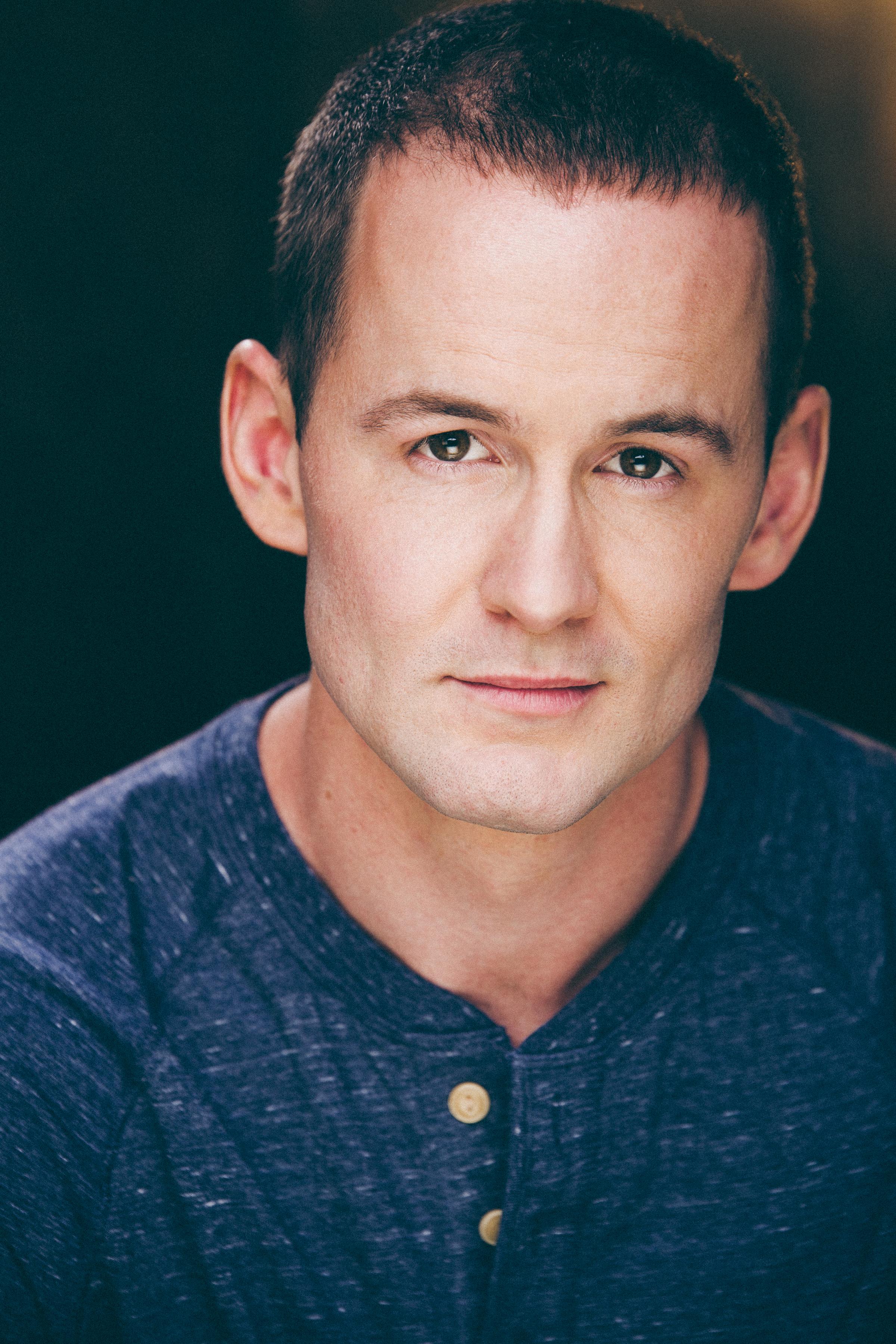 actor Ben Burton large photo