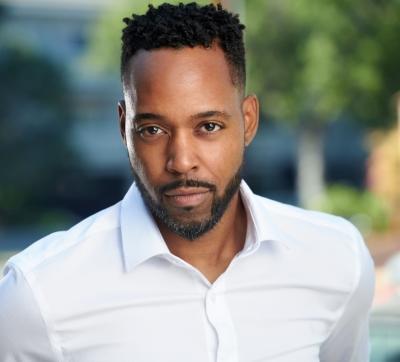 actor Levenix Riddle large photo