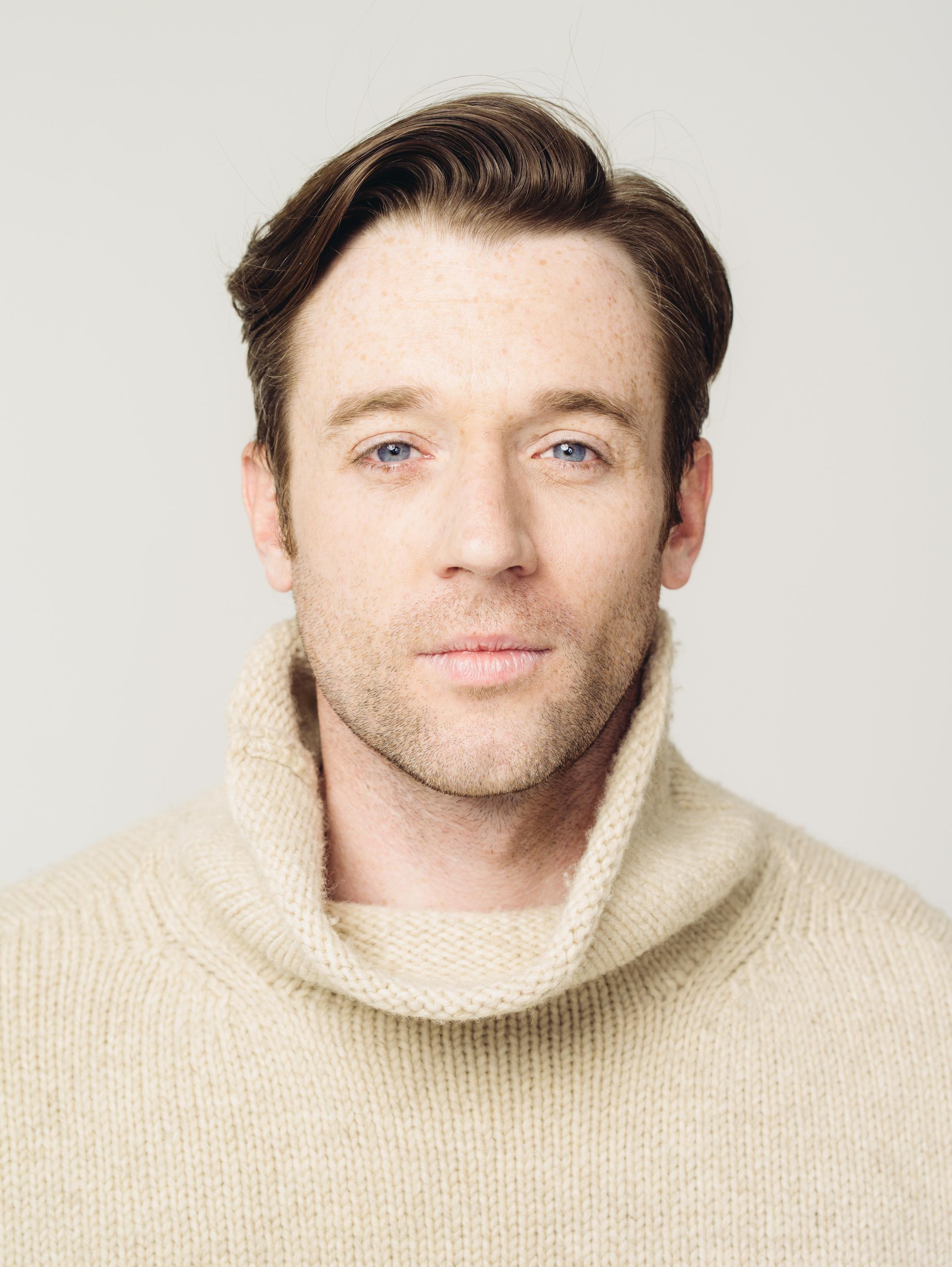 actor Tom Degnan large photo