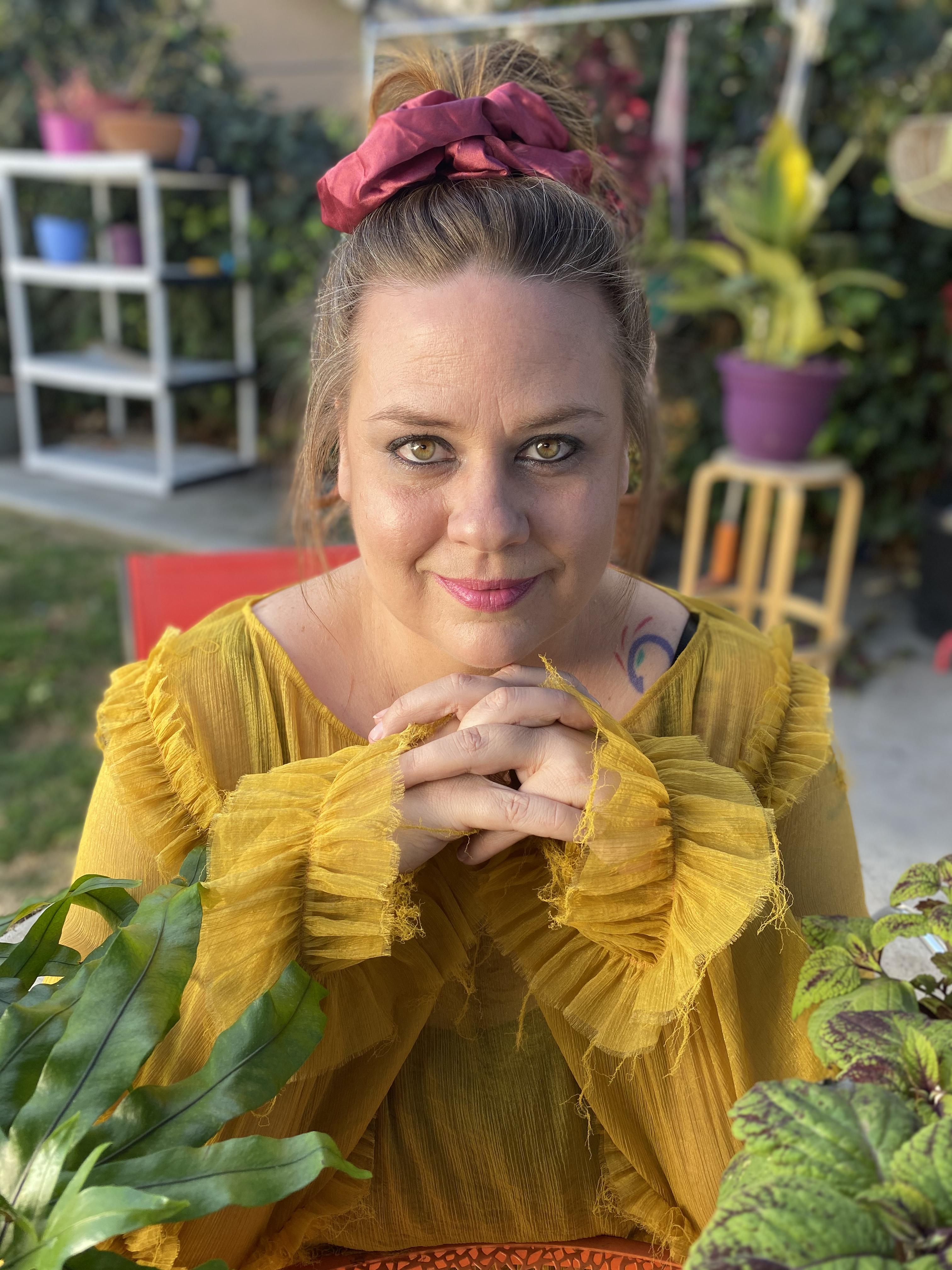 actor Mindy Bledsoe large photo