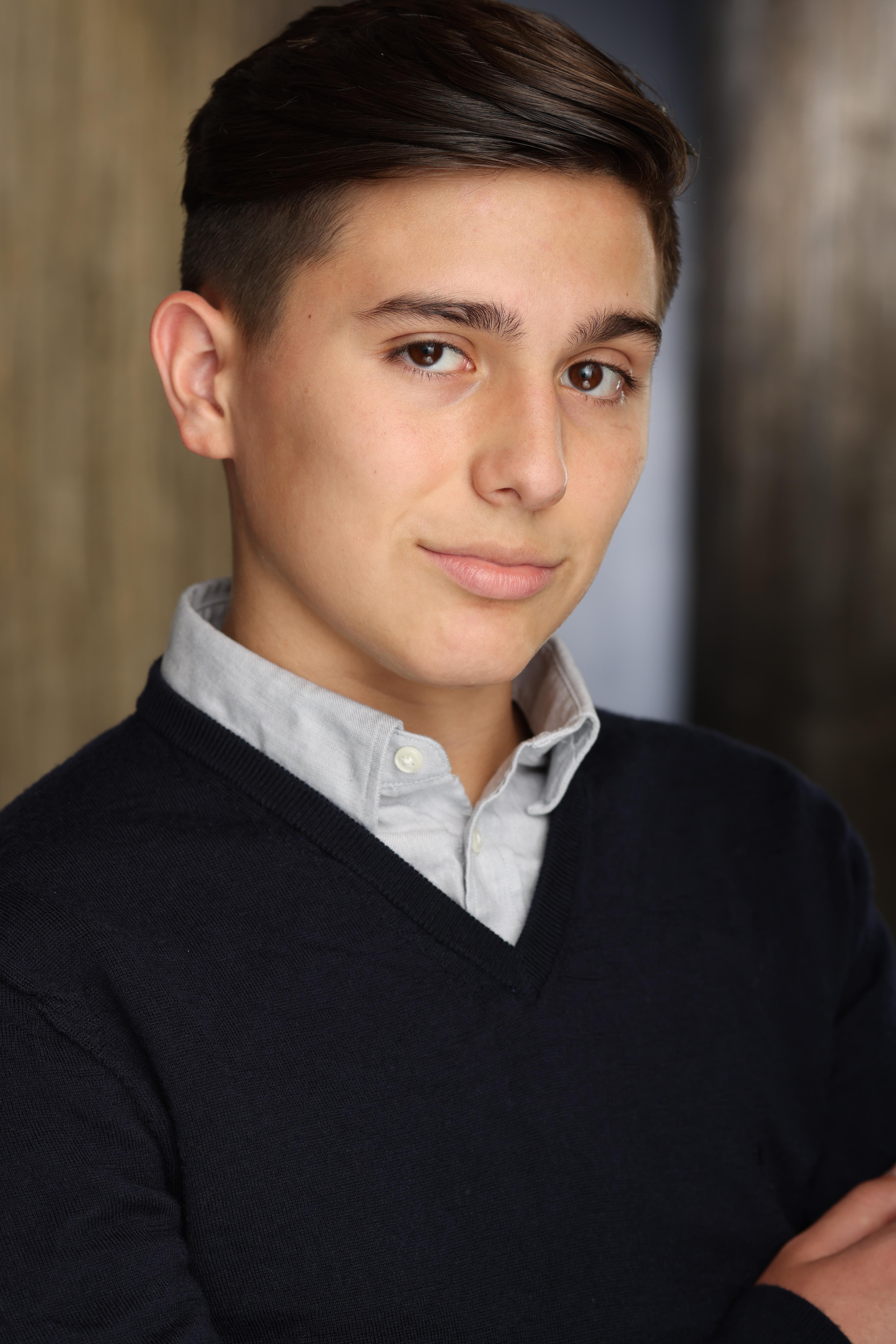 actor Juilian Cardenas large photo