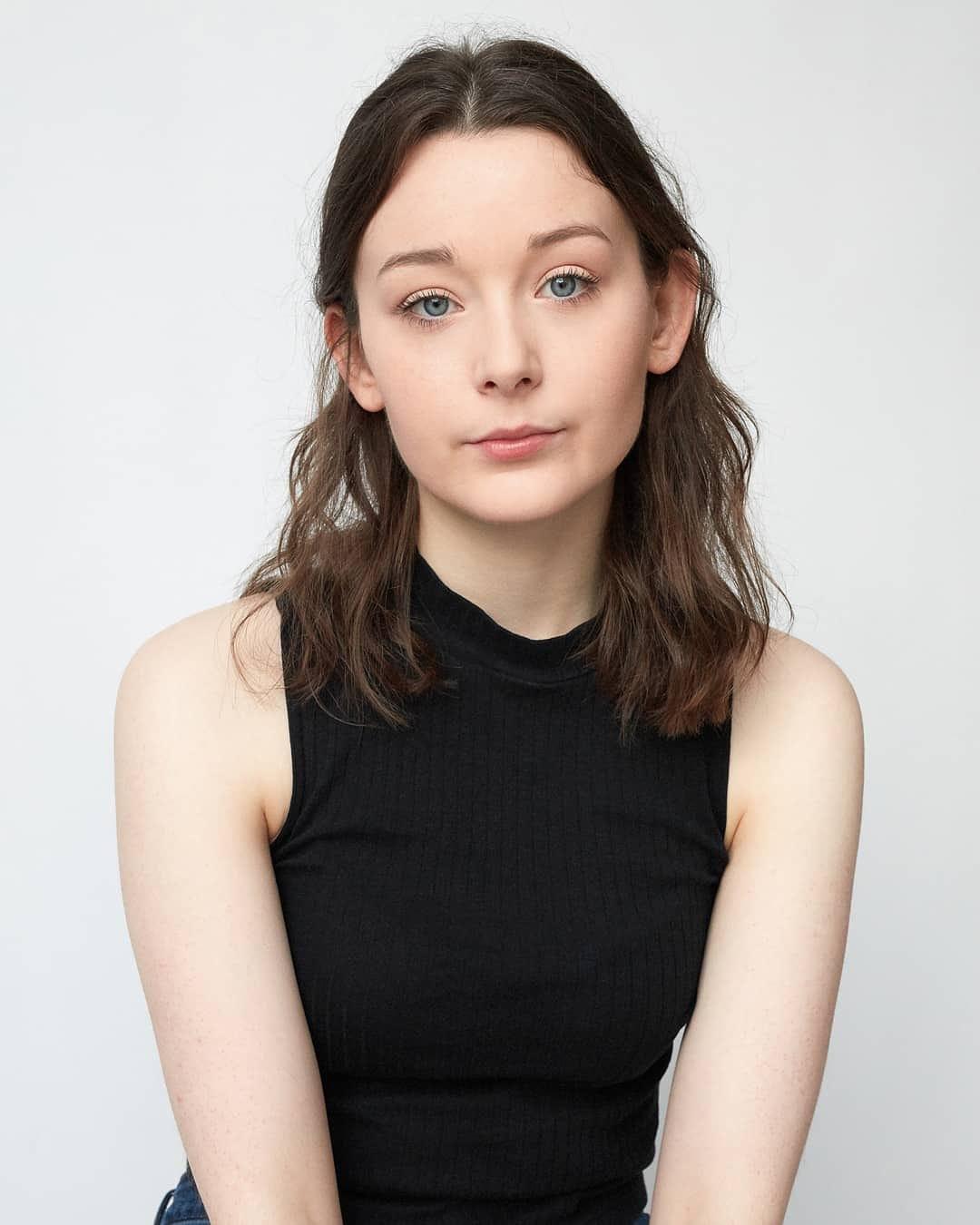 actor Gráinne Good large photo