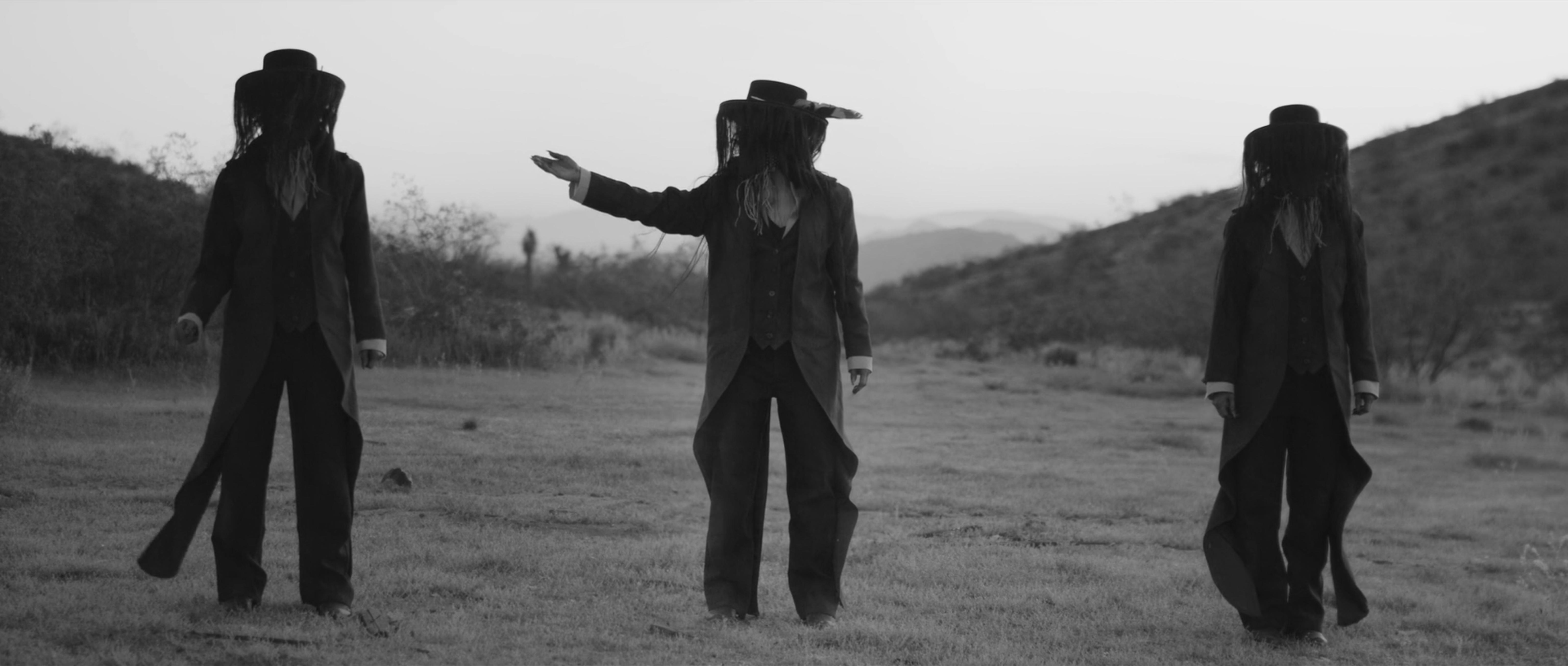 actor Tina Matthews large photo