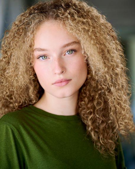 actor Madison Paige large photo