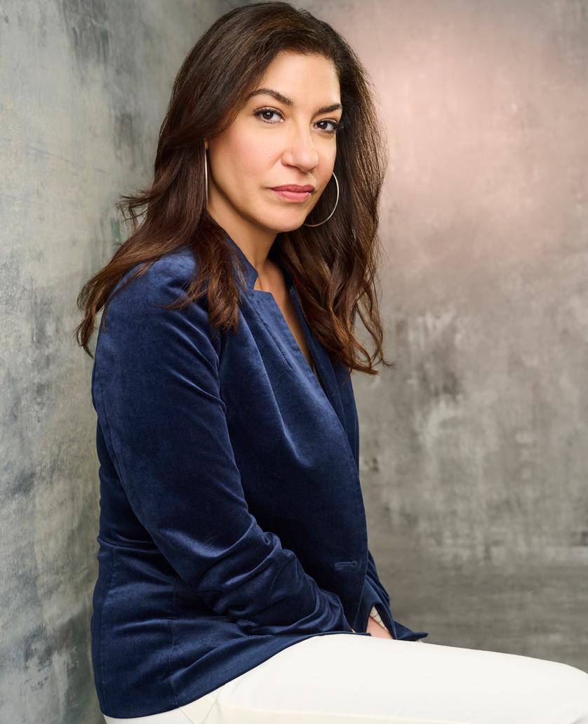 actor Arianna Ortiz large photo