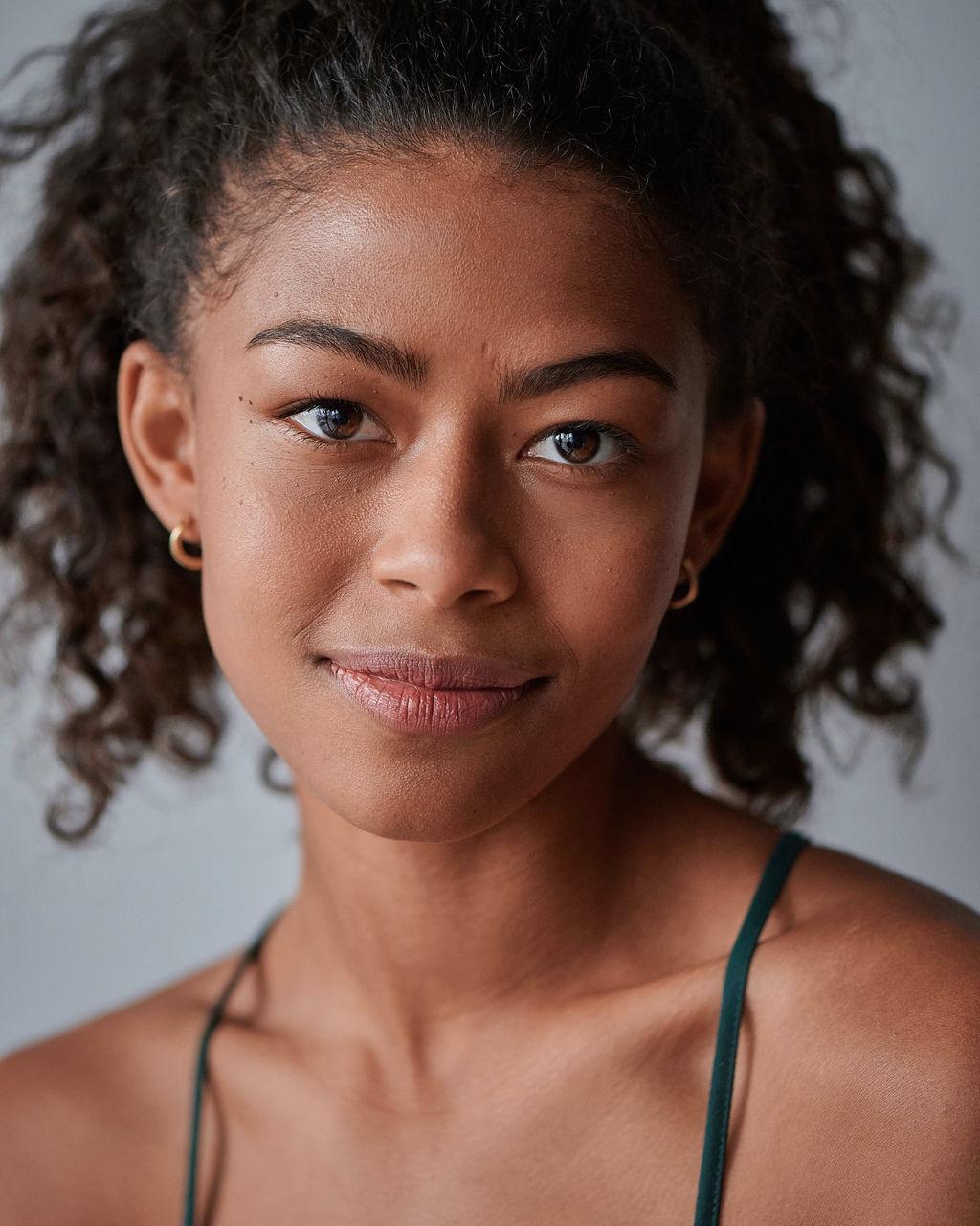 actor Kaya Coleman large photo