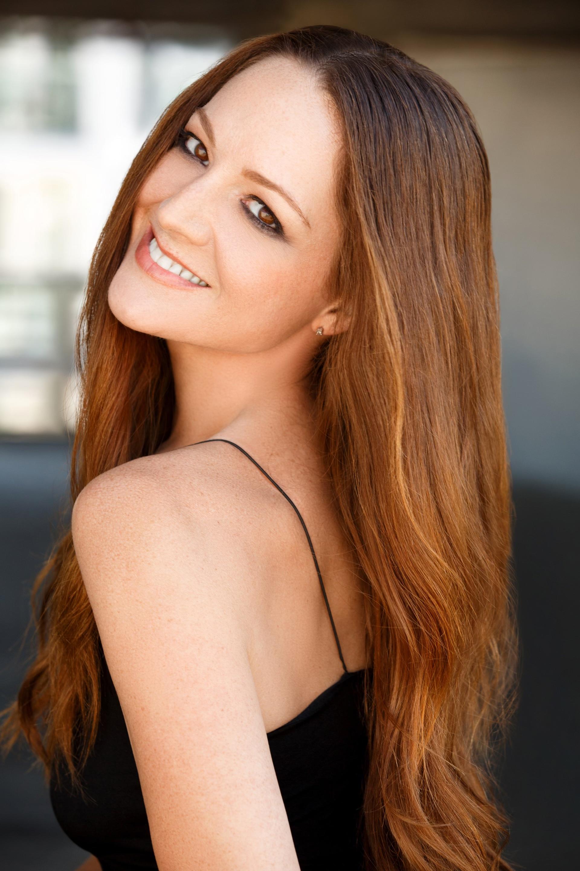 actor Carrie Jo Crosby large photo