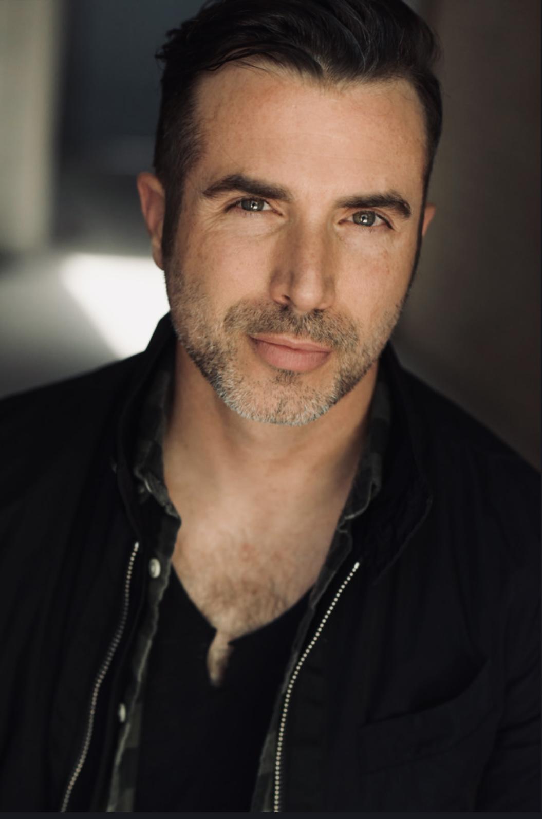 actor John Hundrieser large photo