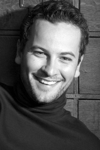 actor Tim Matthews large photo