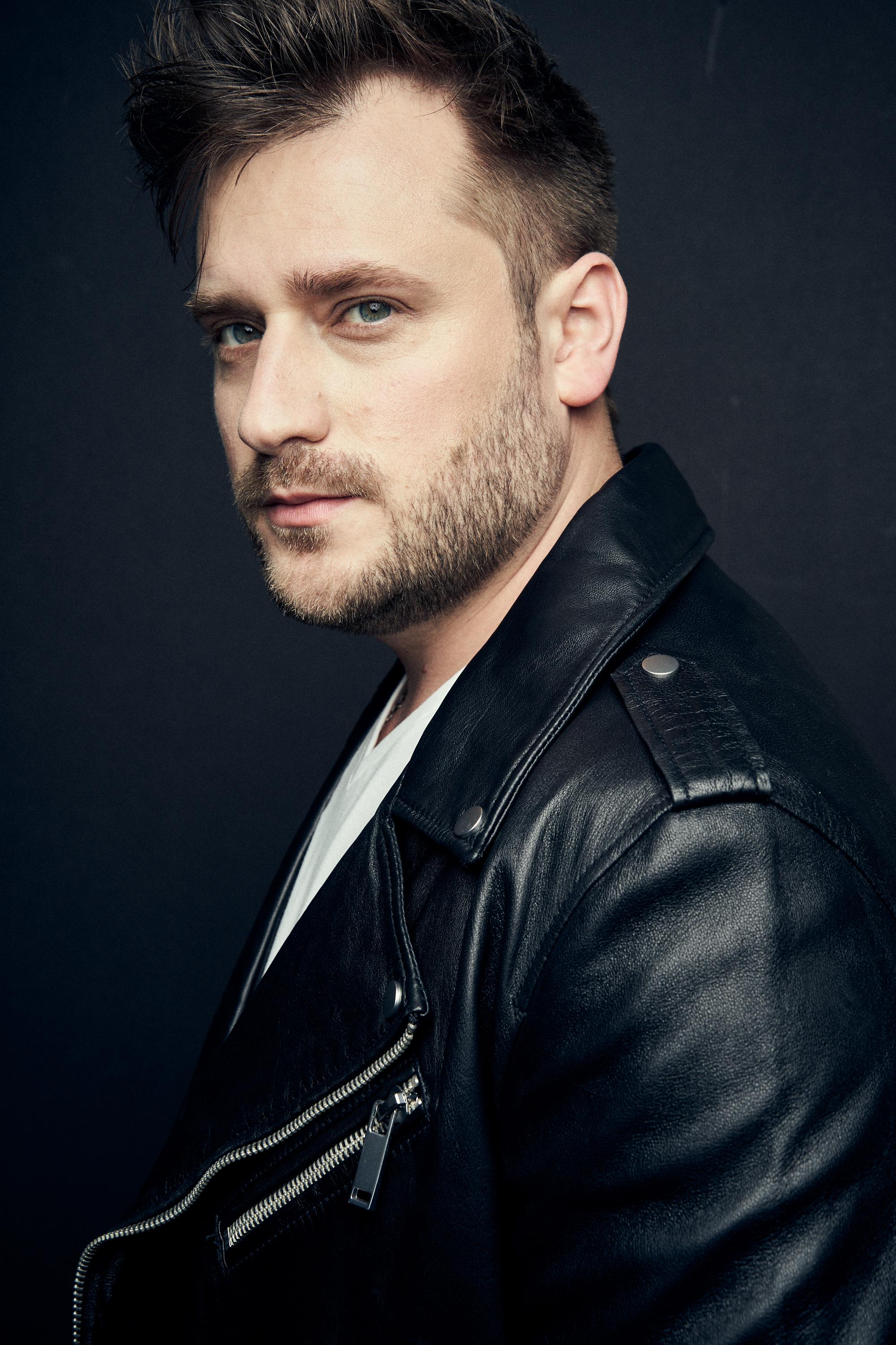 actor Alex Portenko large photo