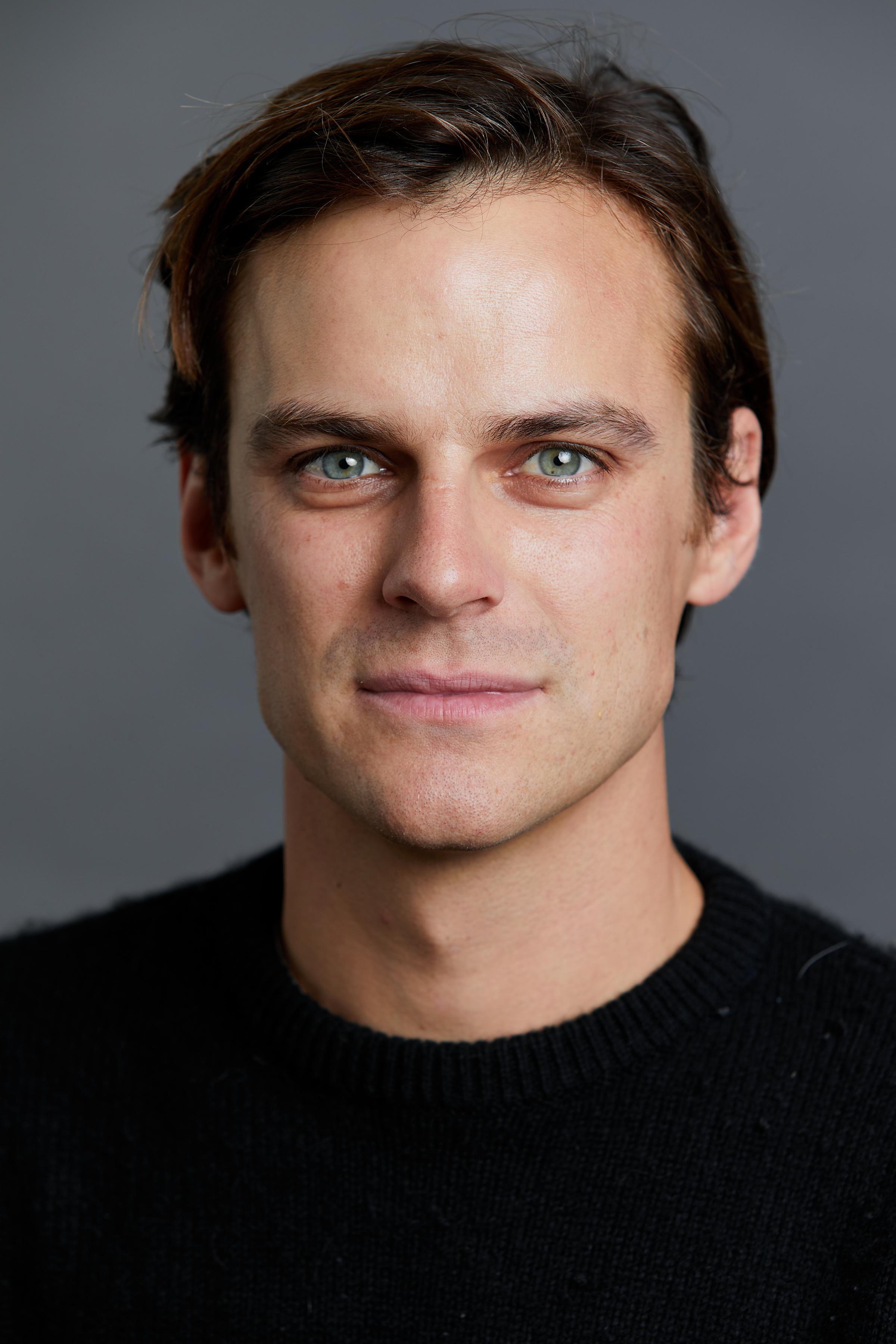 actor Wyatt Bunce large photo