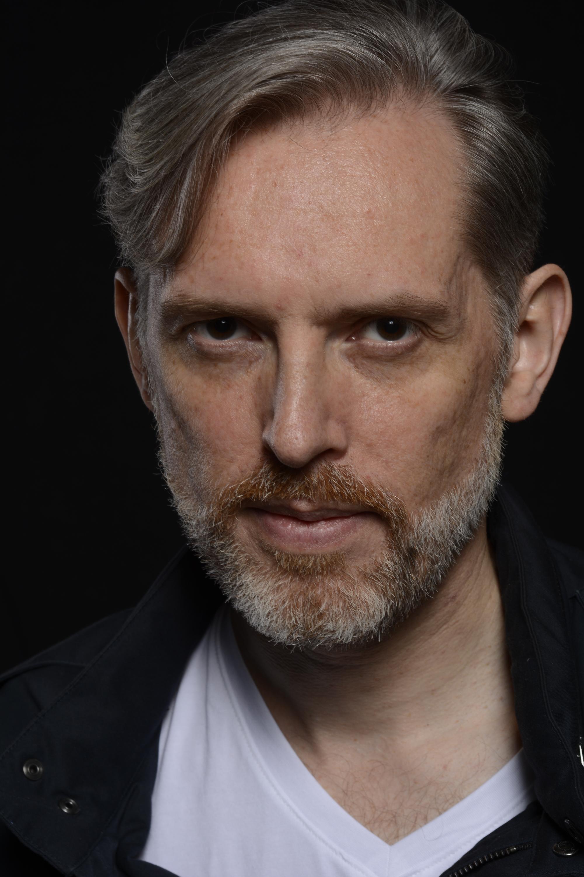 actor Laurent Winkler large photo