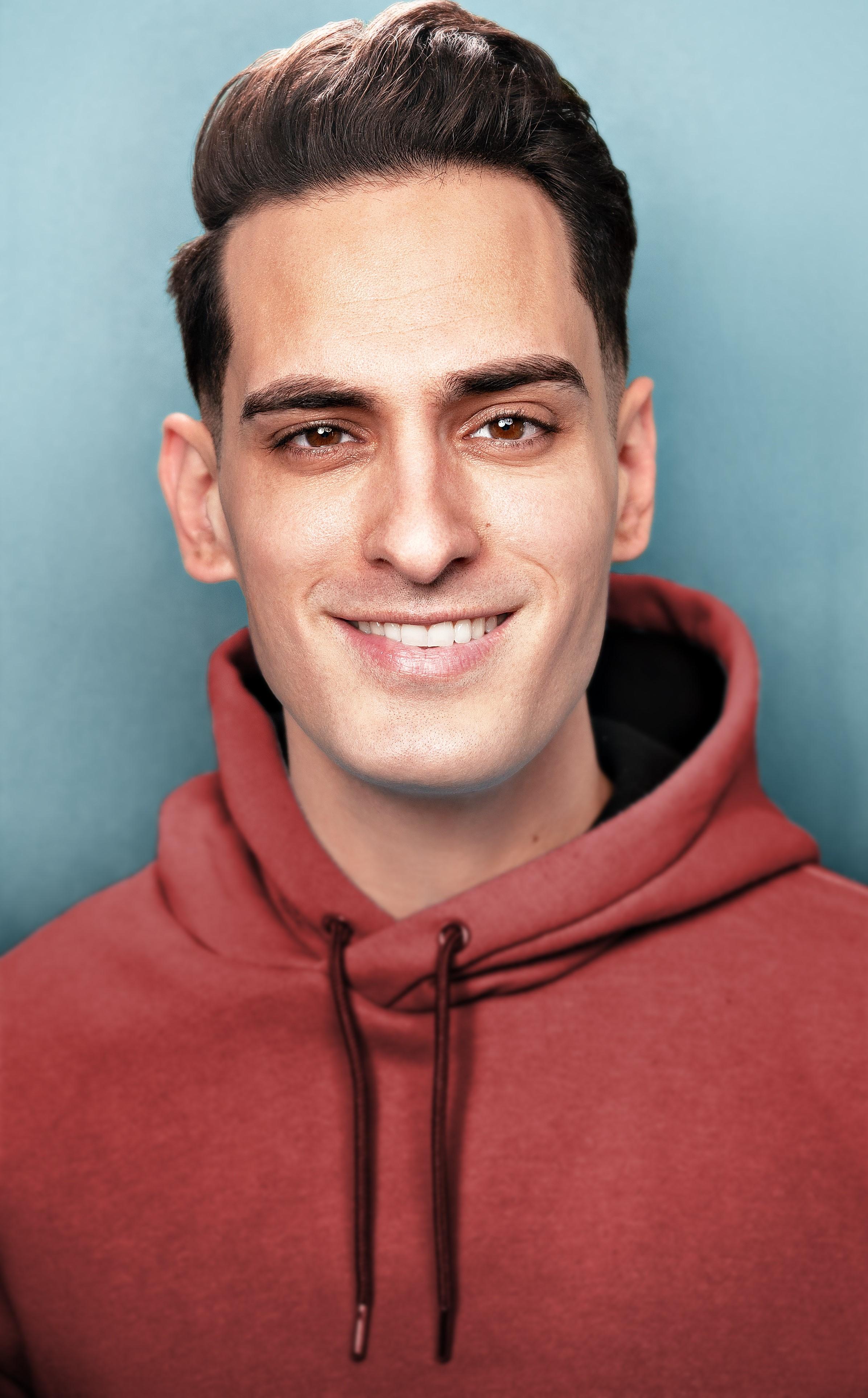 actor Justin Colon large photo