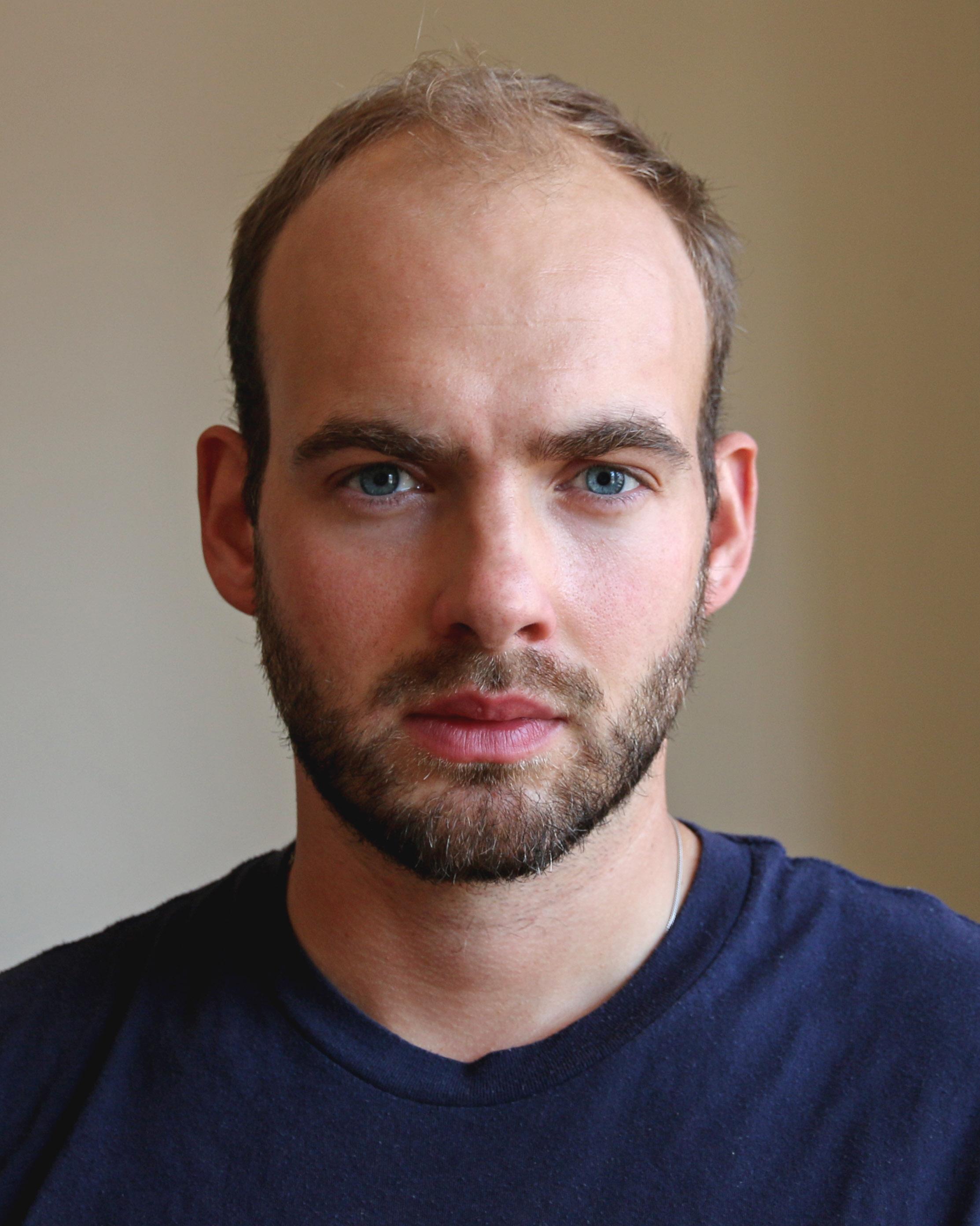 actor Daniel Barker large photo