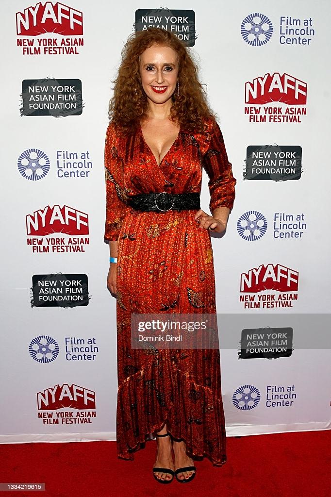 actor Bettina Bilger large photo