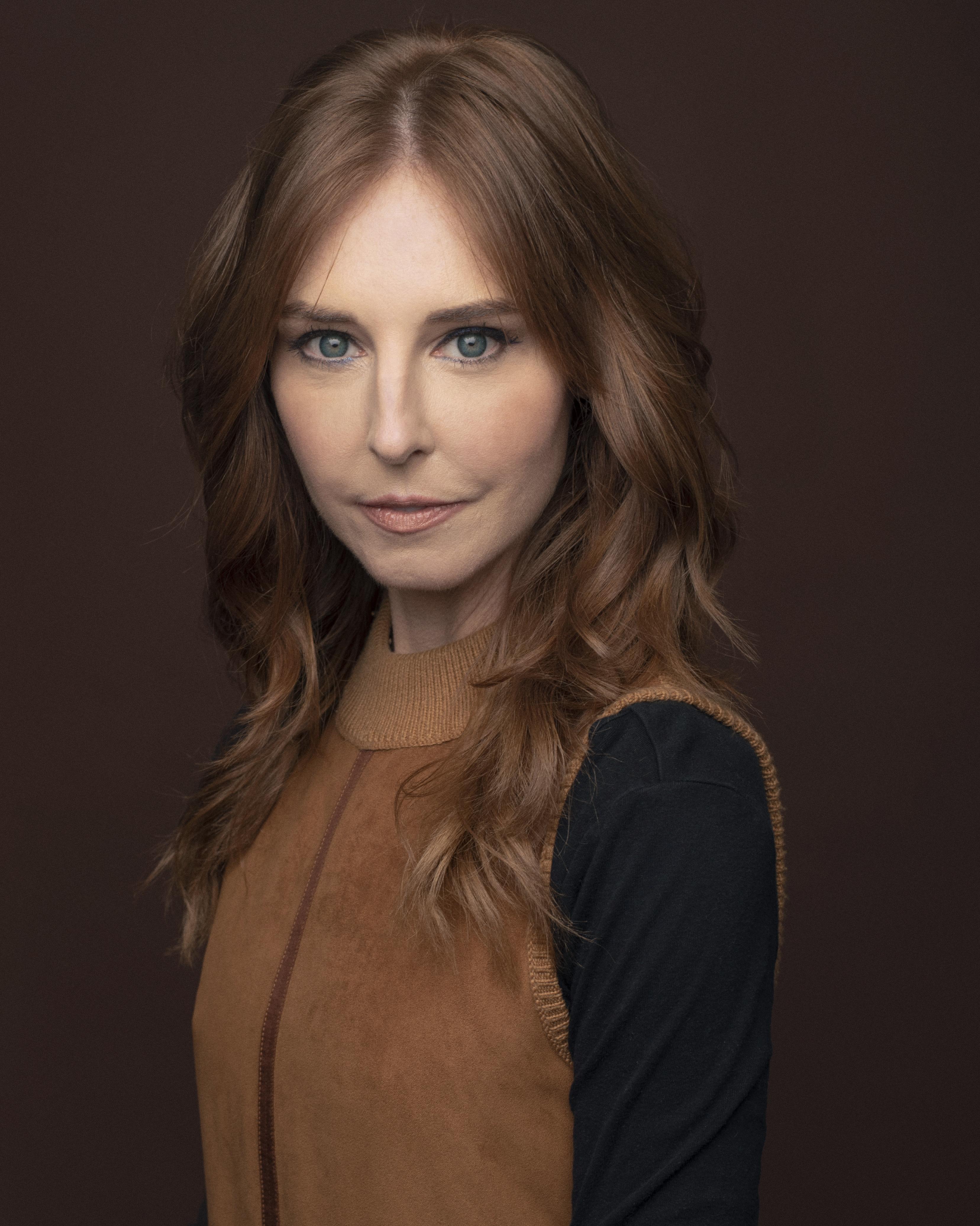 actor Tonya Cornelisse large photo