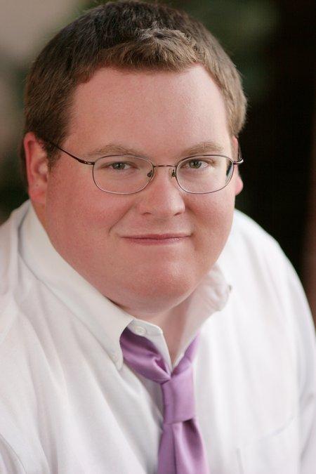 actor Luke Gregory large photo