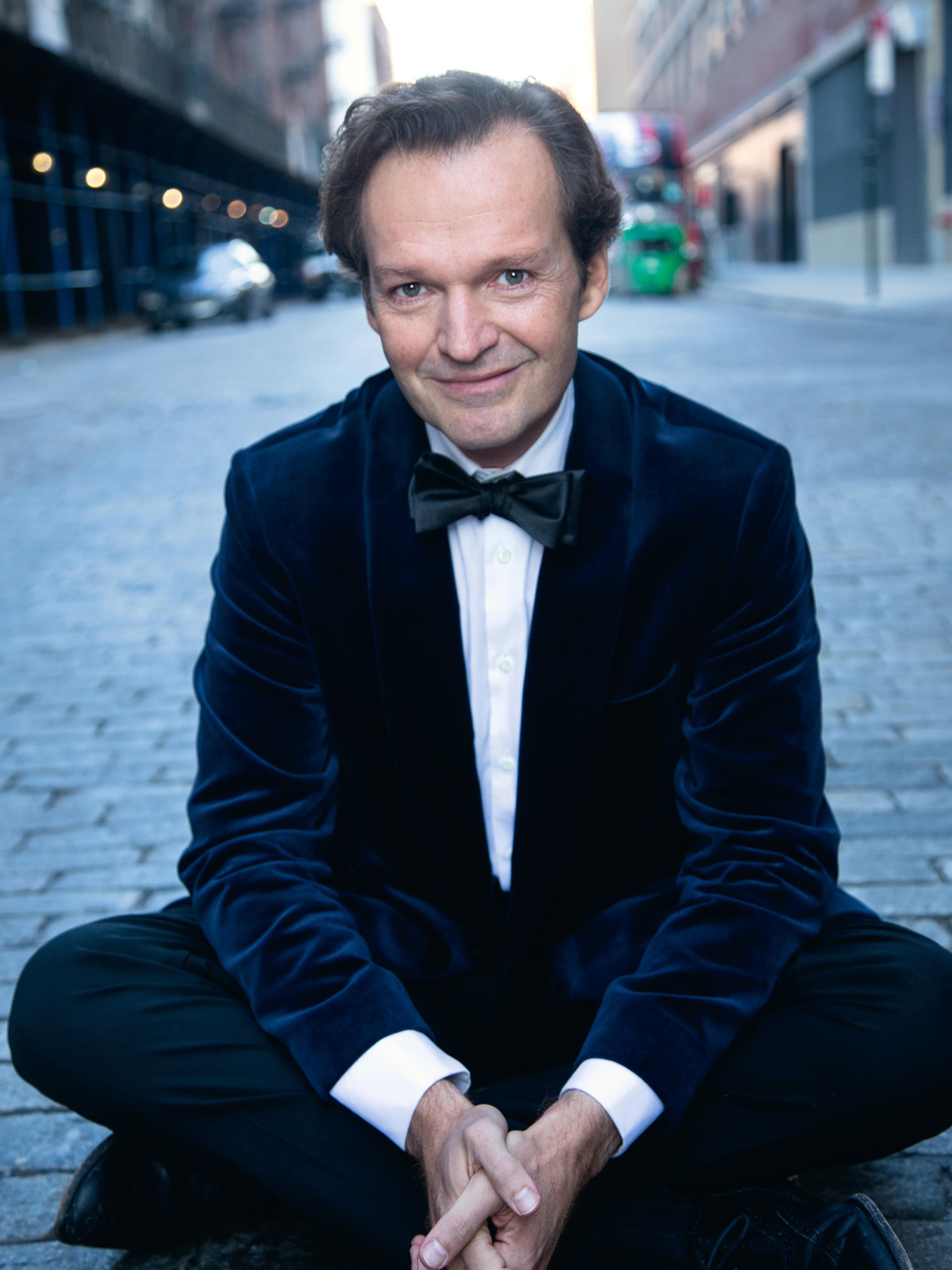 actor Matthew Sanders large photo