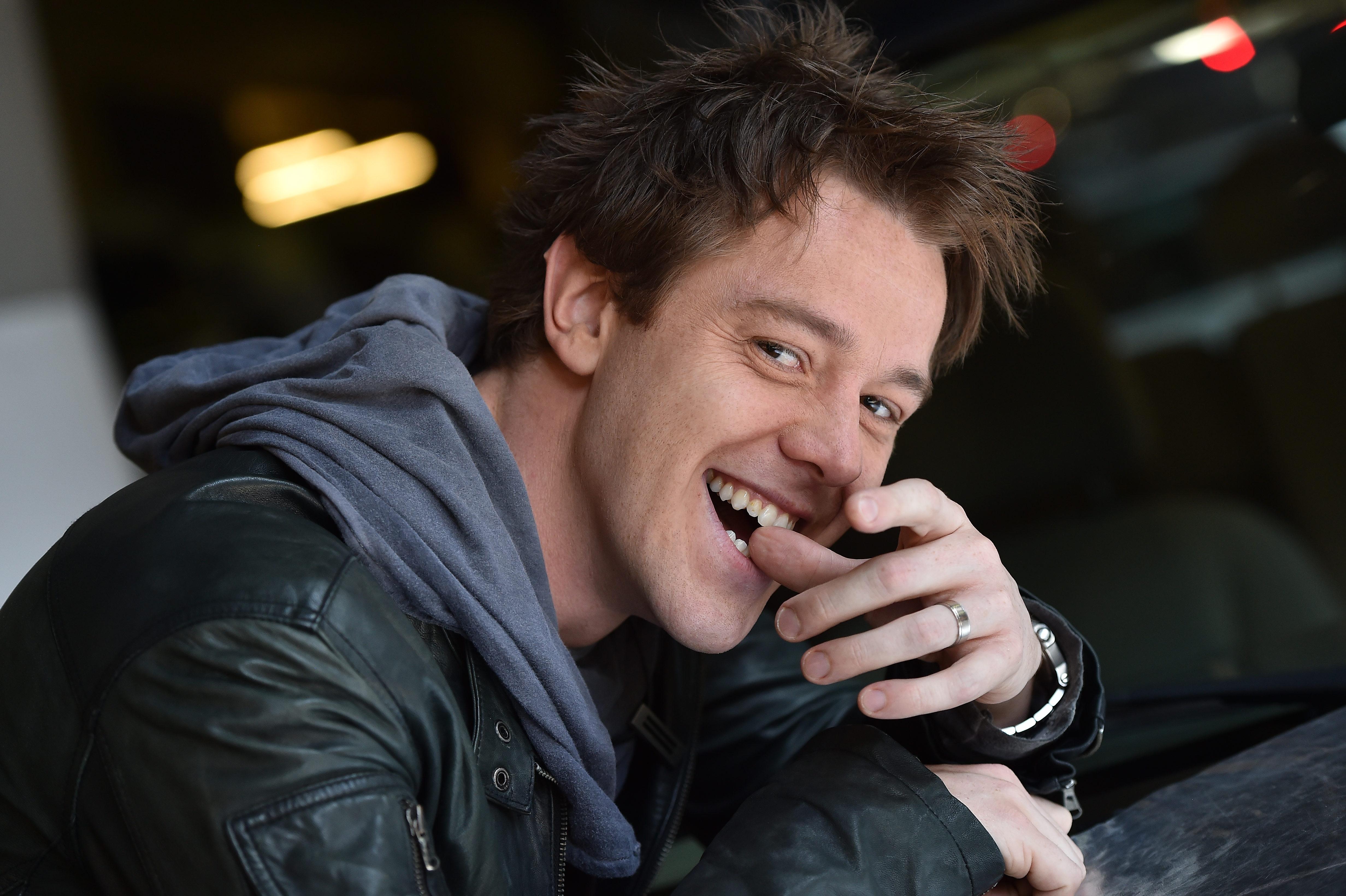 actor Shimon Moore large photo