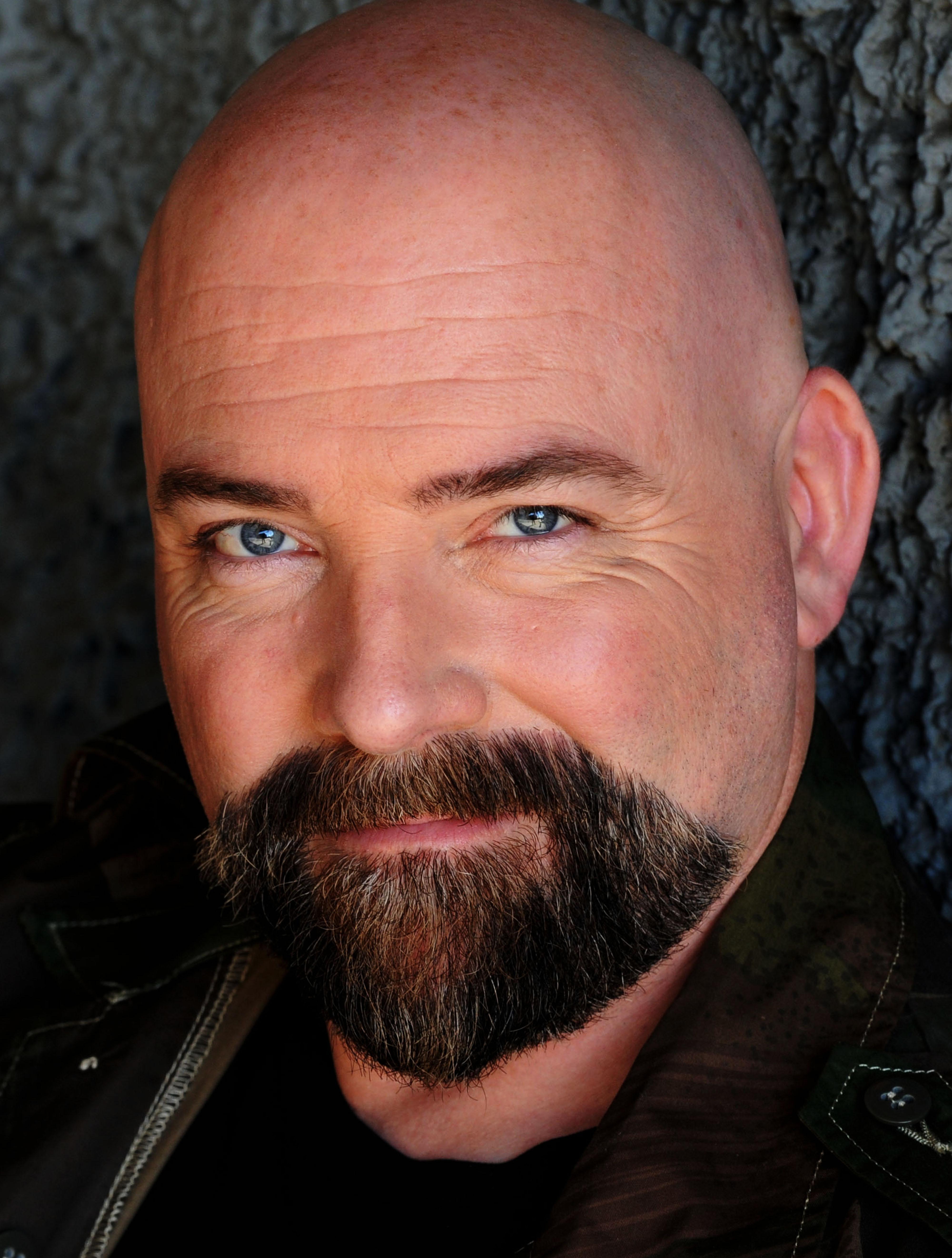 actor Hugh Daly large photo