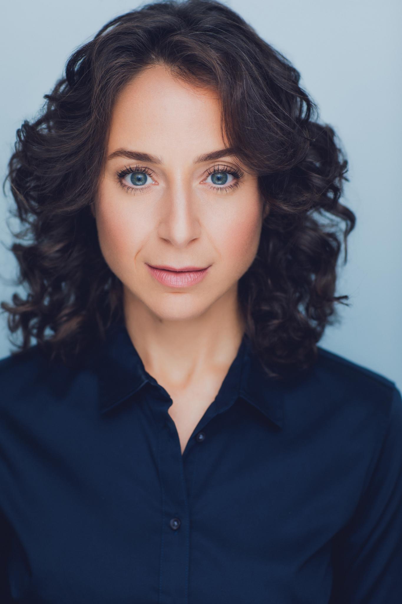 actor Ashley Morgan Bloom large photo