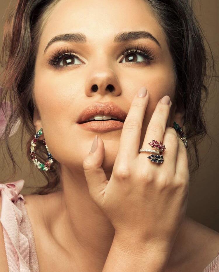 actor Elena Kozlova large photo