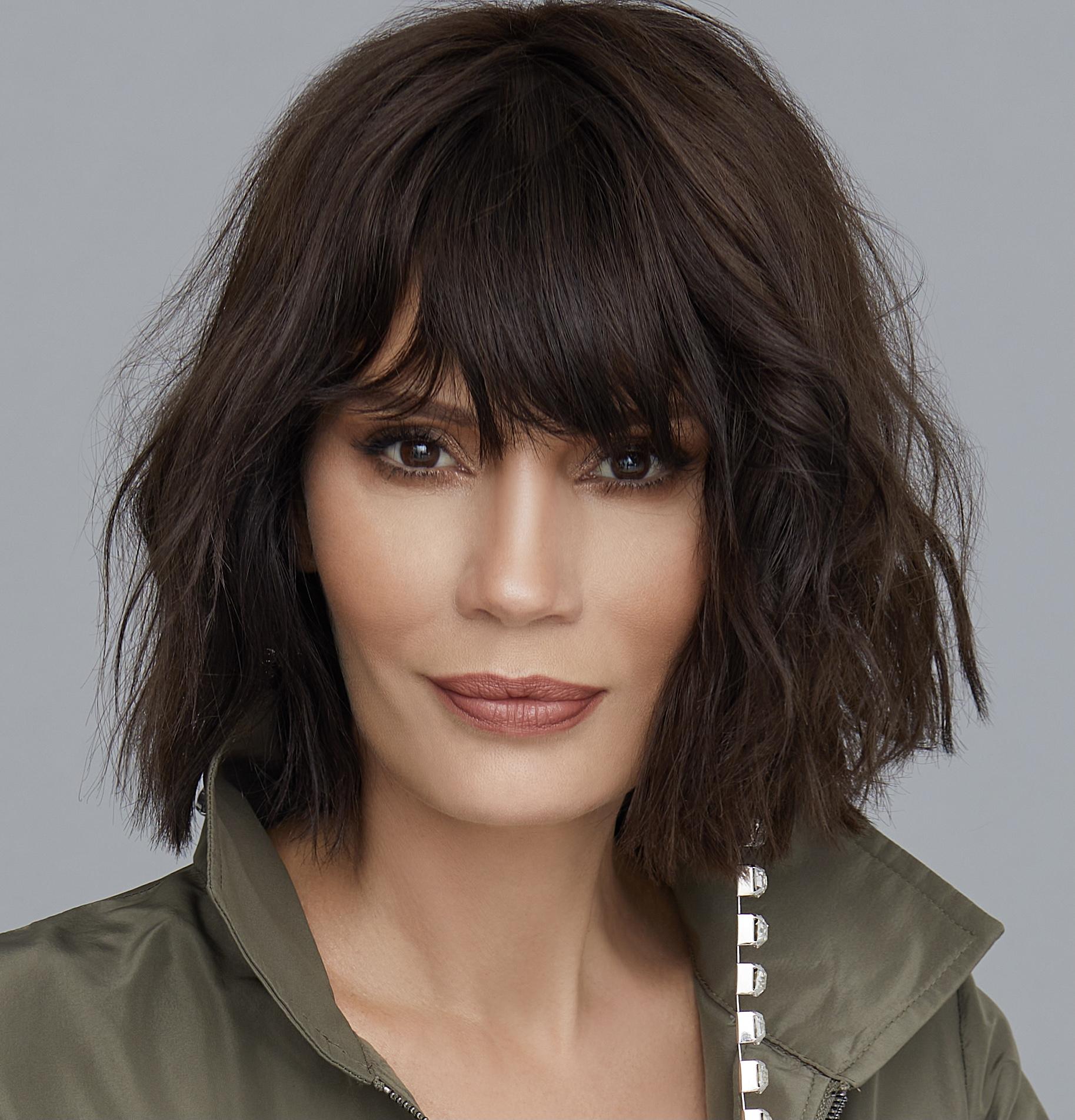 actor Ayça Varlier large photo