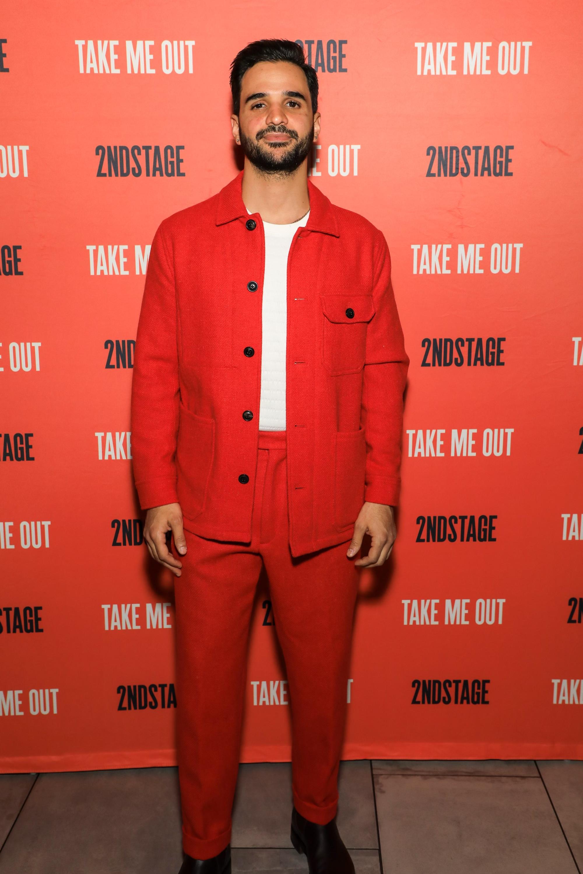 actor Hiram Delgado large photo