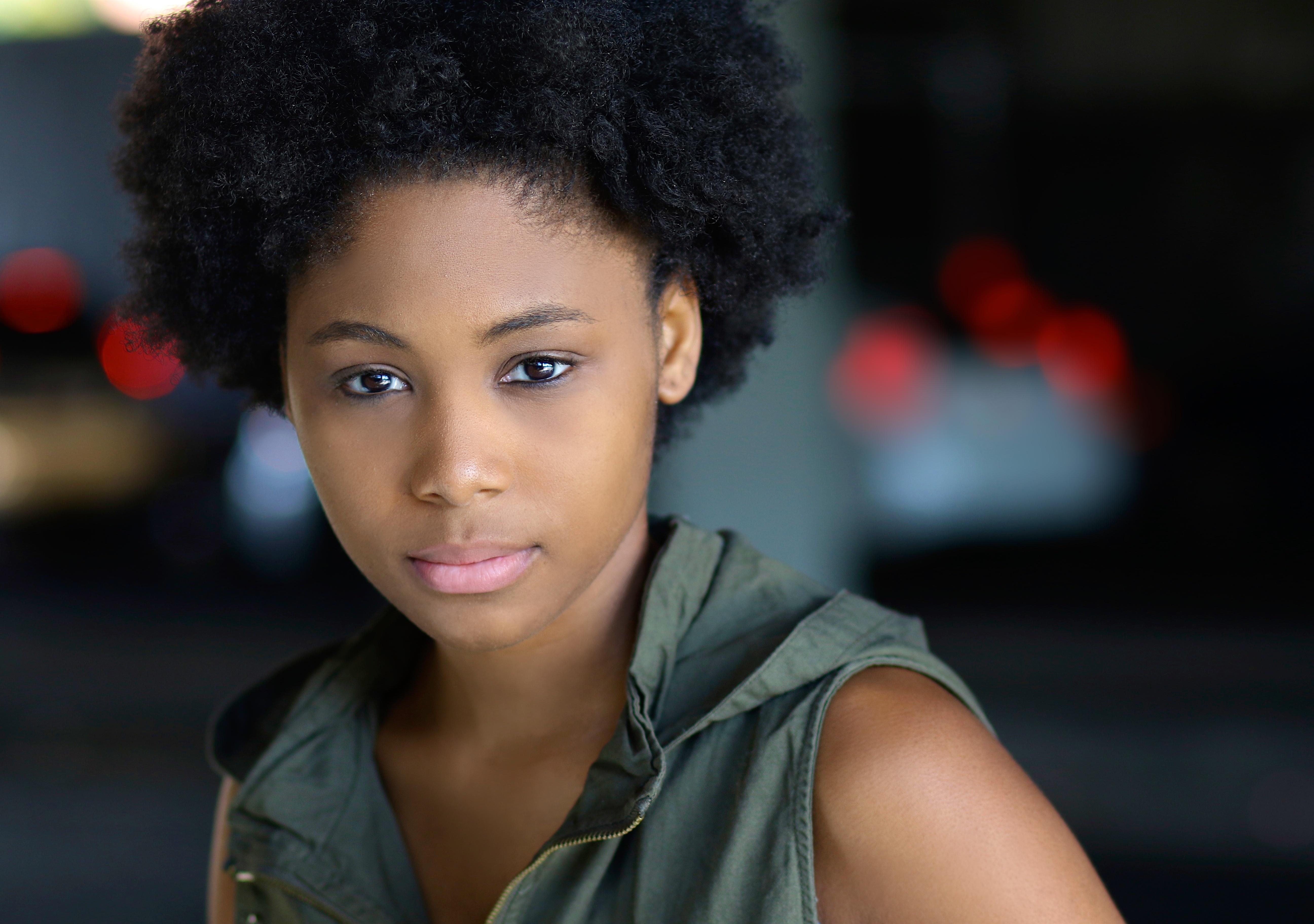 actor Alexis Sailes large photo