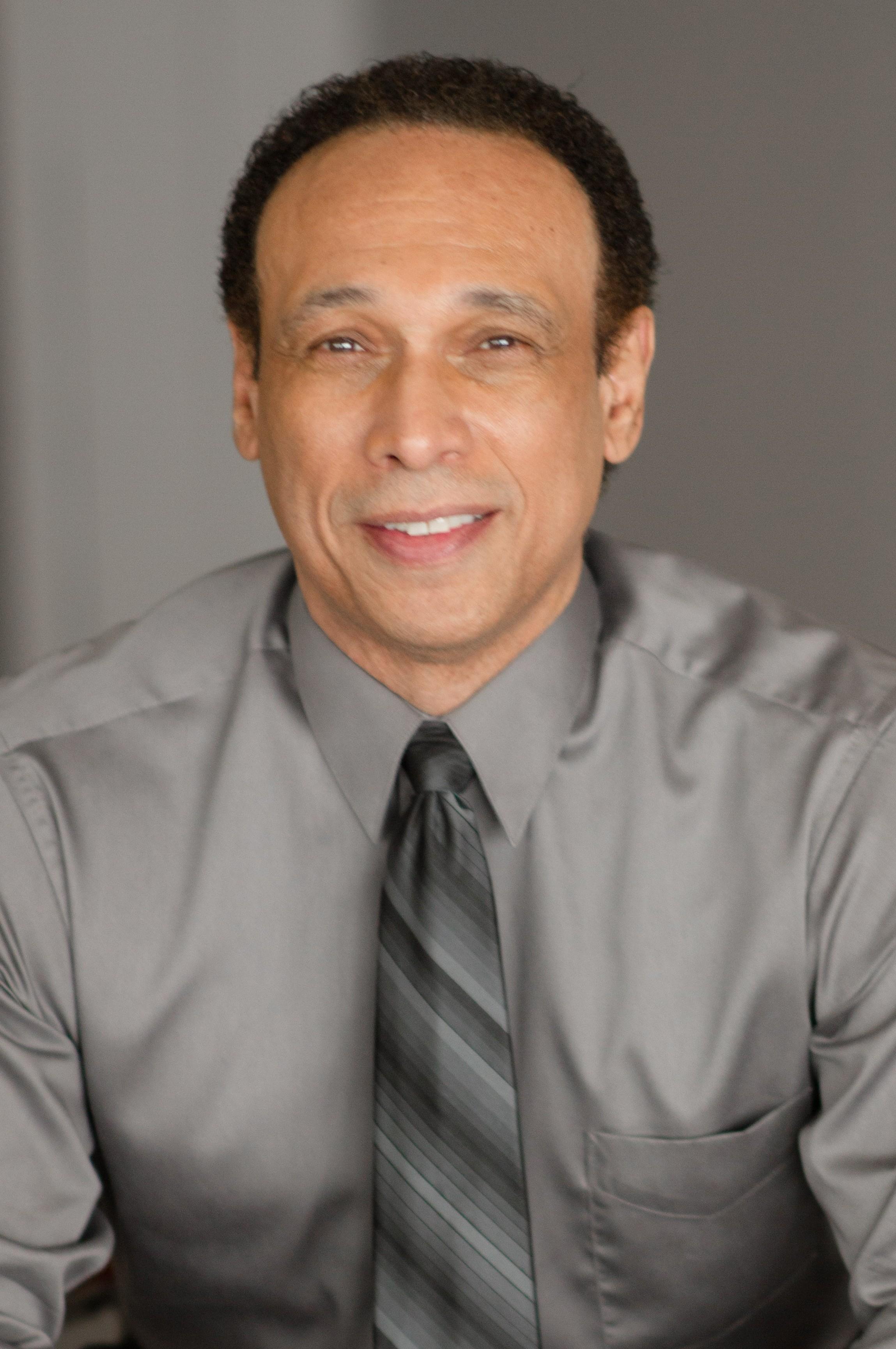 actor Sonny Gaitan large photo