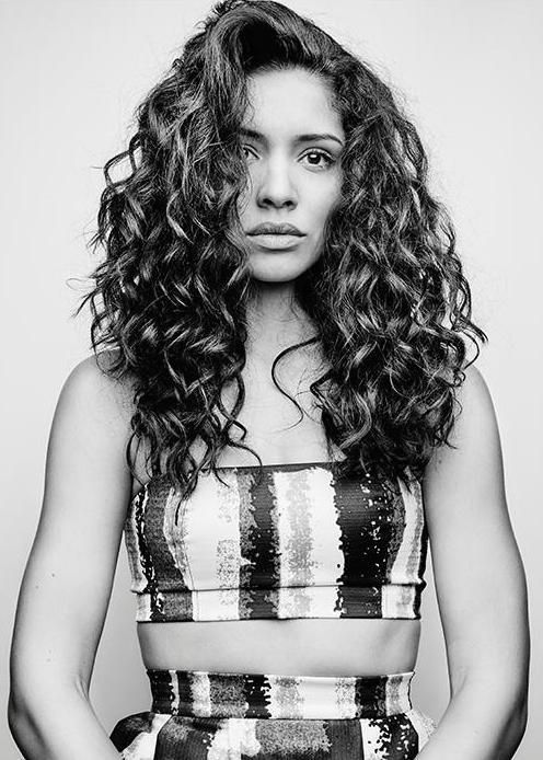 actor Miranda Rae Mayo large photo