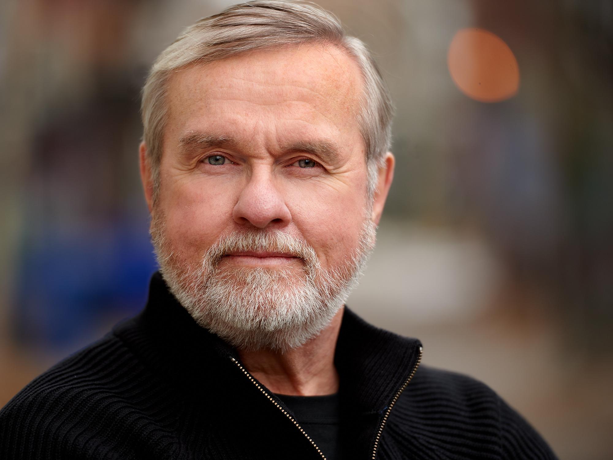 actor Tom Slater large photo