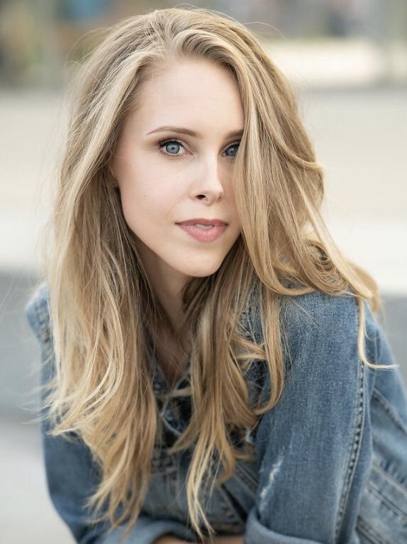 actor Taryn Hacker large photo