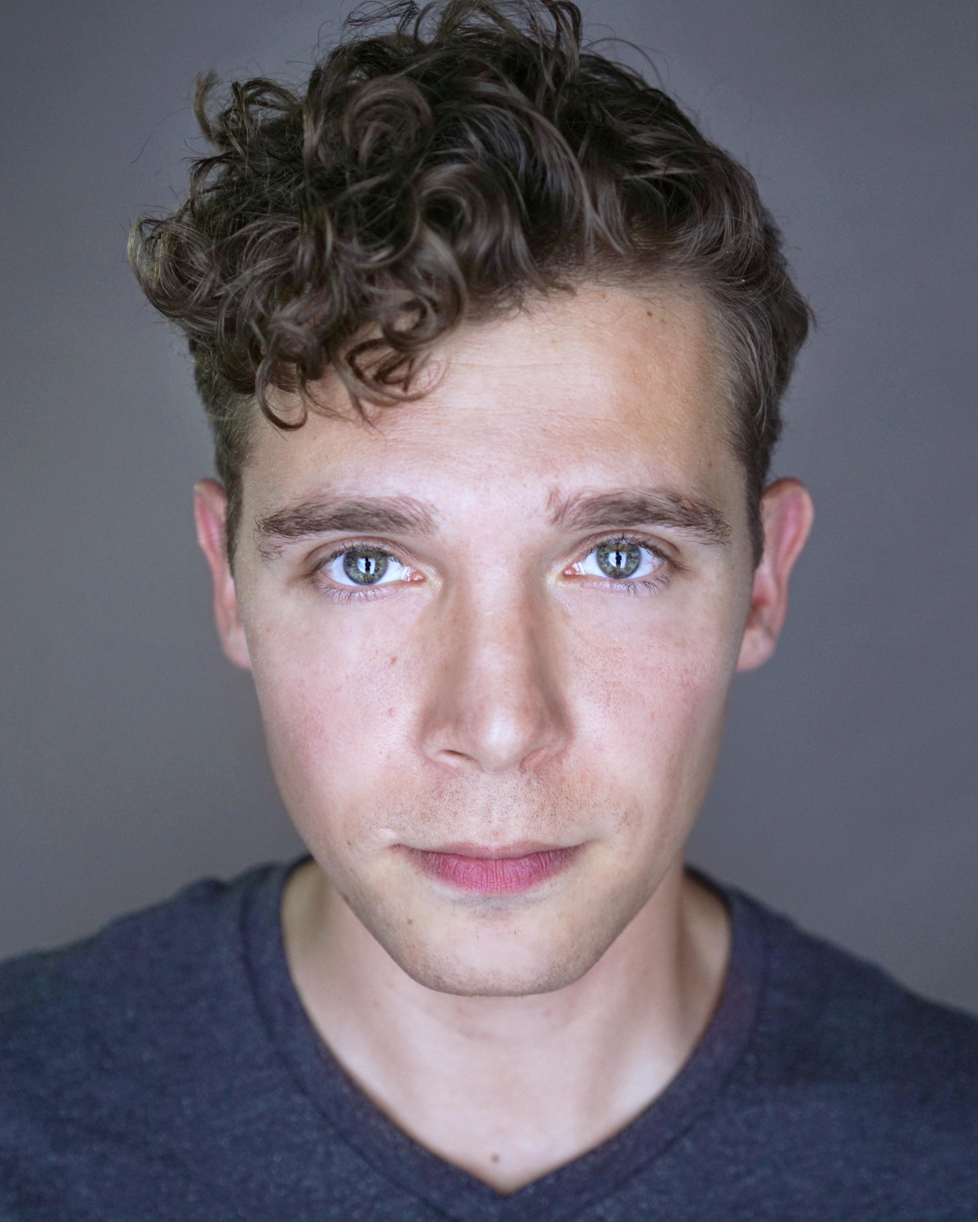 actor Phillip Abraham large photo