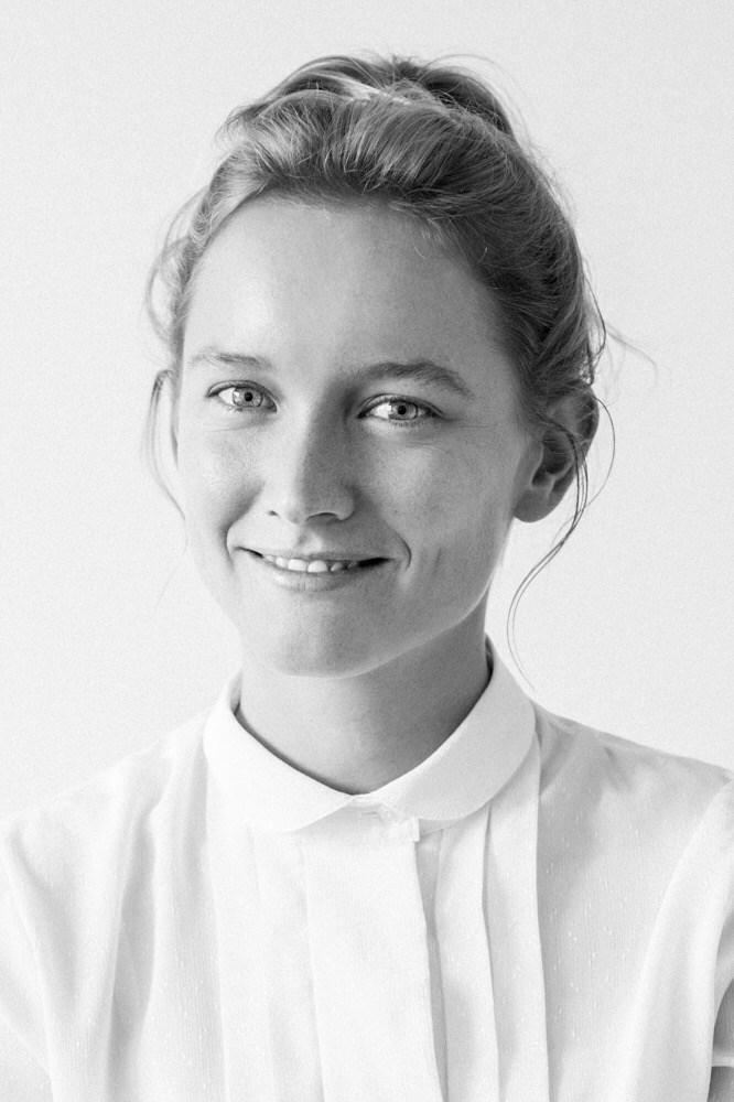 actor Mara Jean Quinn large photo