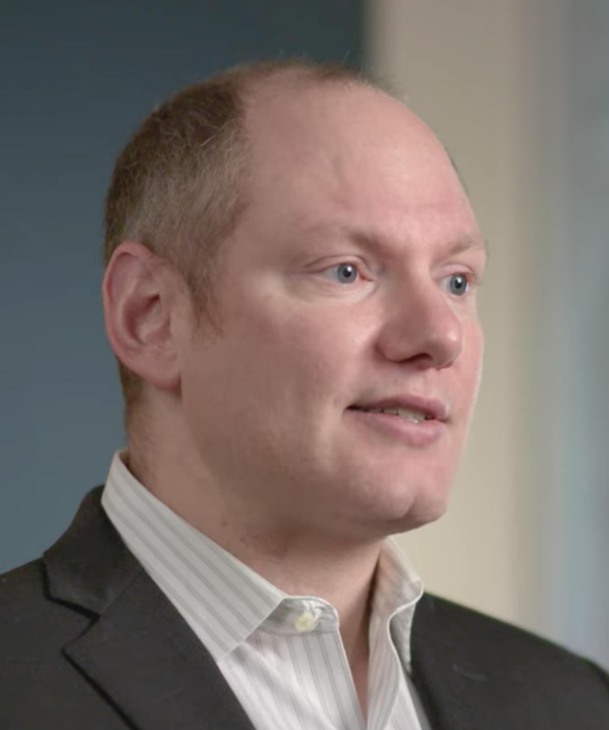 actor Louis Hyman large photo