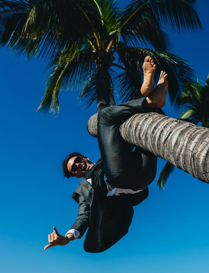 actor Alex Farnham large photo