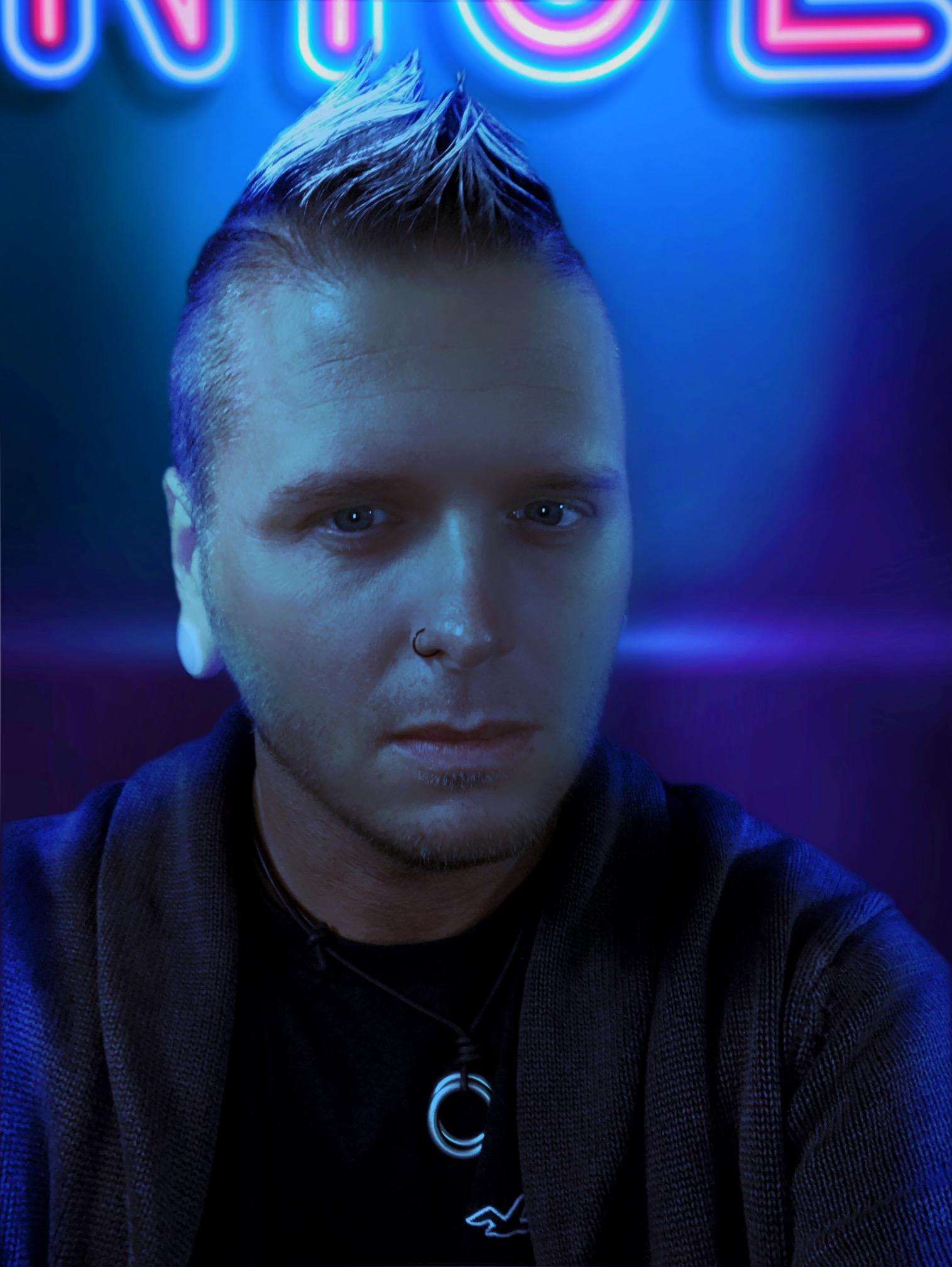 actor Denny Kidd large photo