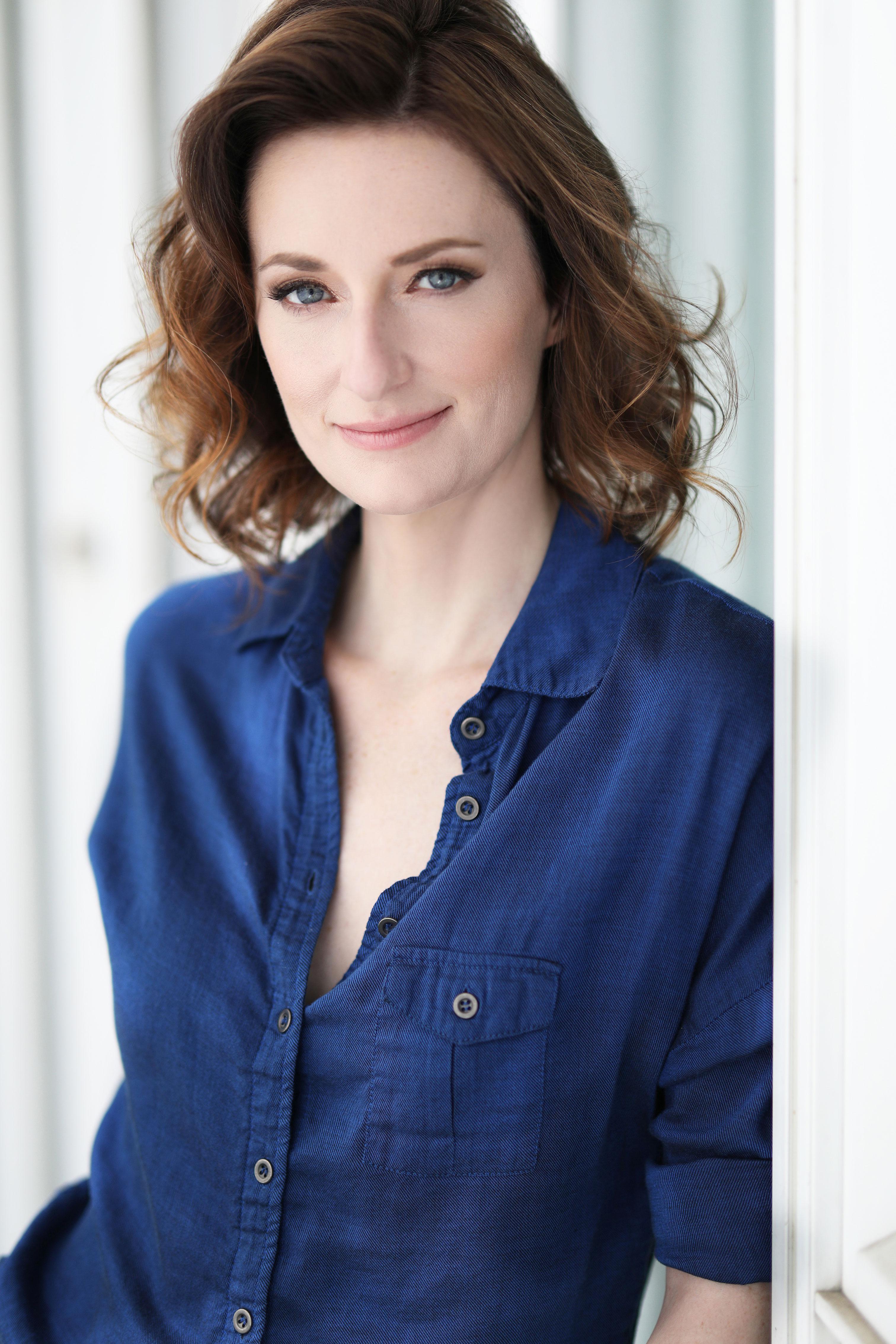 actor Amanda Marier large photo