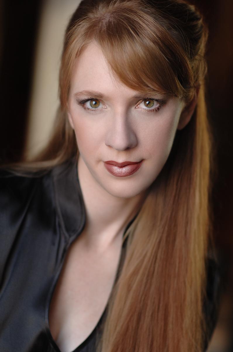 actor Kelly Erin Decker large photo