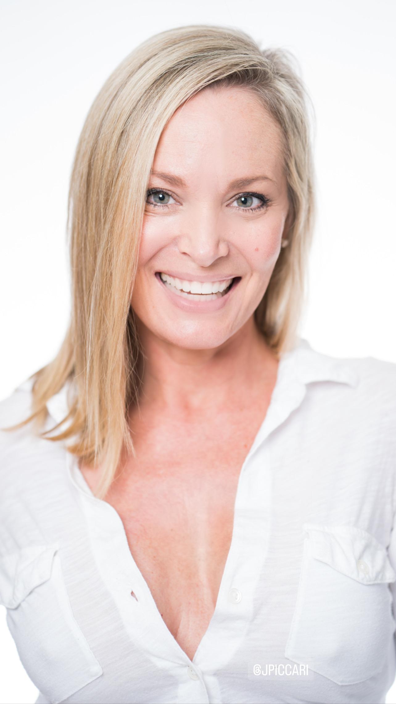 actor Mandy Fason large photo