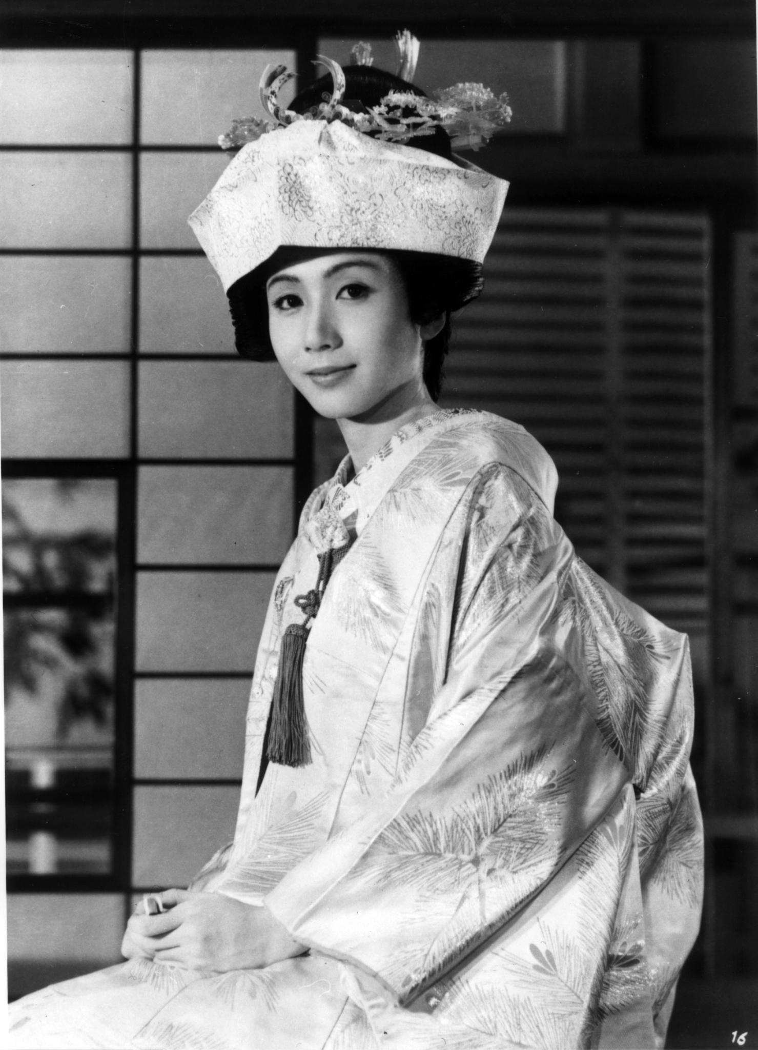 actor Shima Iwashita large photo