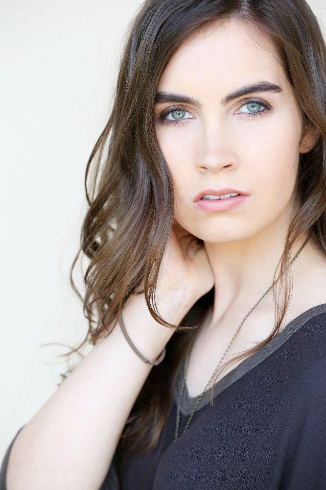 actor Dani Sherrick large photo