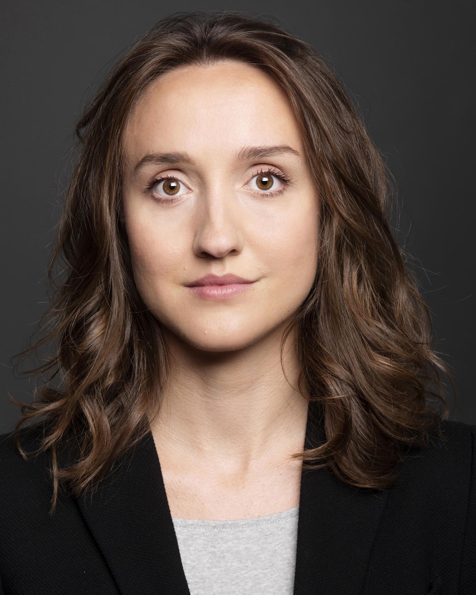 actor Abigail Parmenter large photo