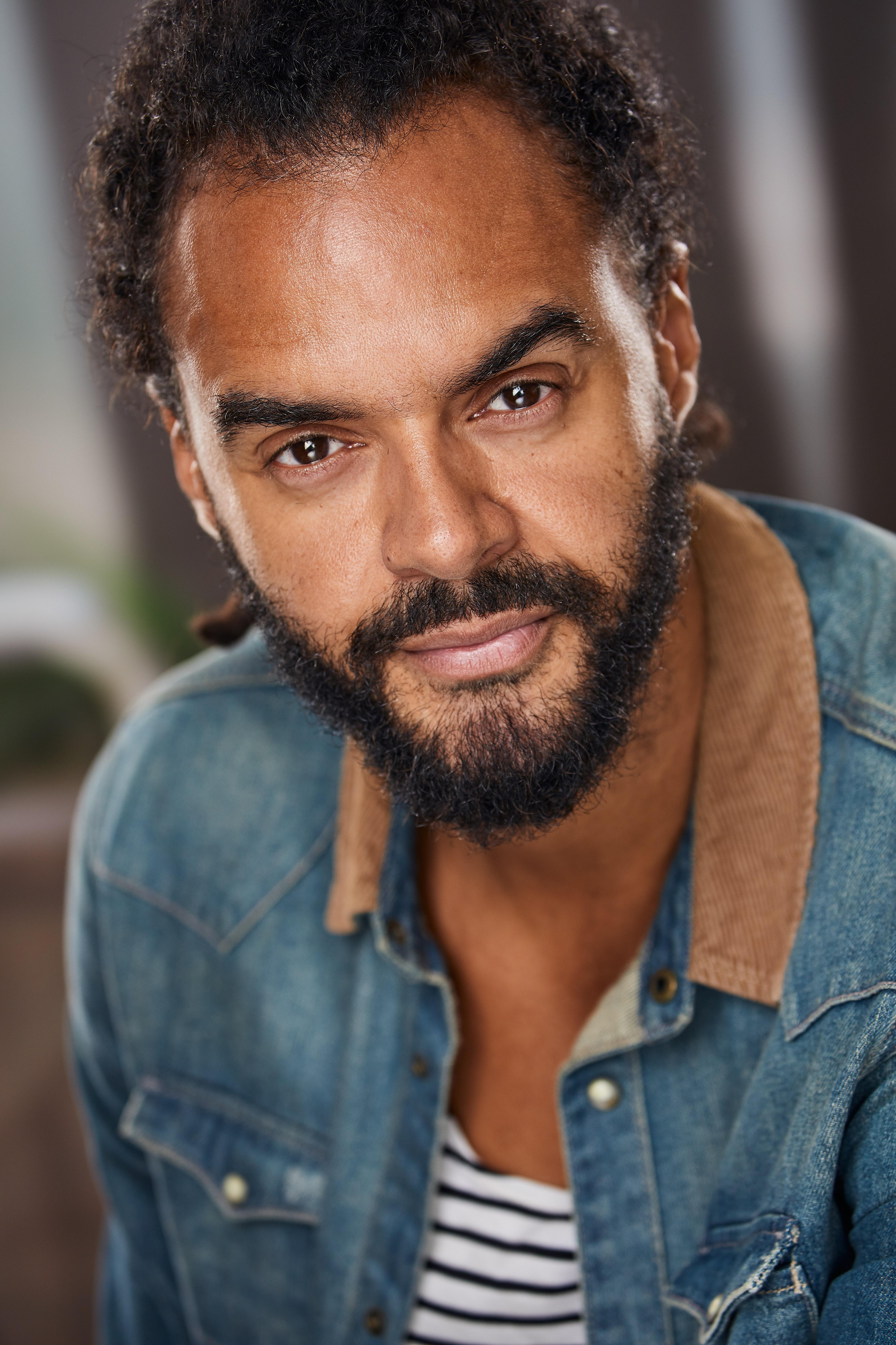 actor Henri Binje large photo