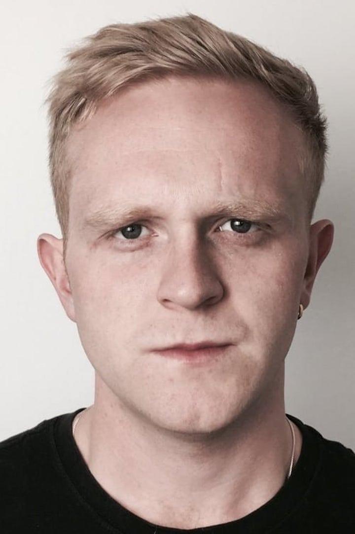 actor Josef Davies large photo