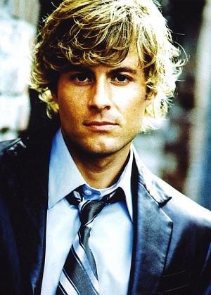 actor Brad Yoder large photo